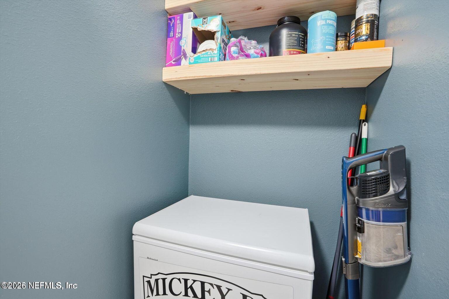 12581 CREEKSIDE MANOR Drive