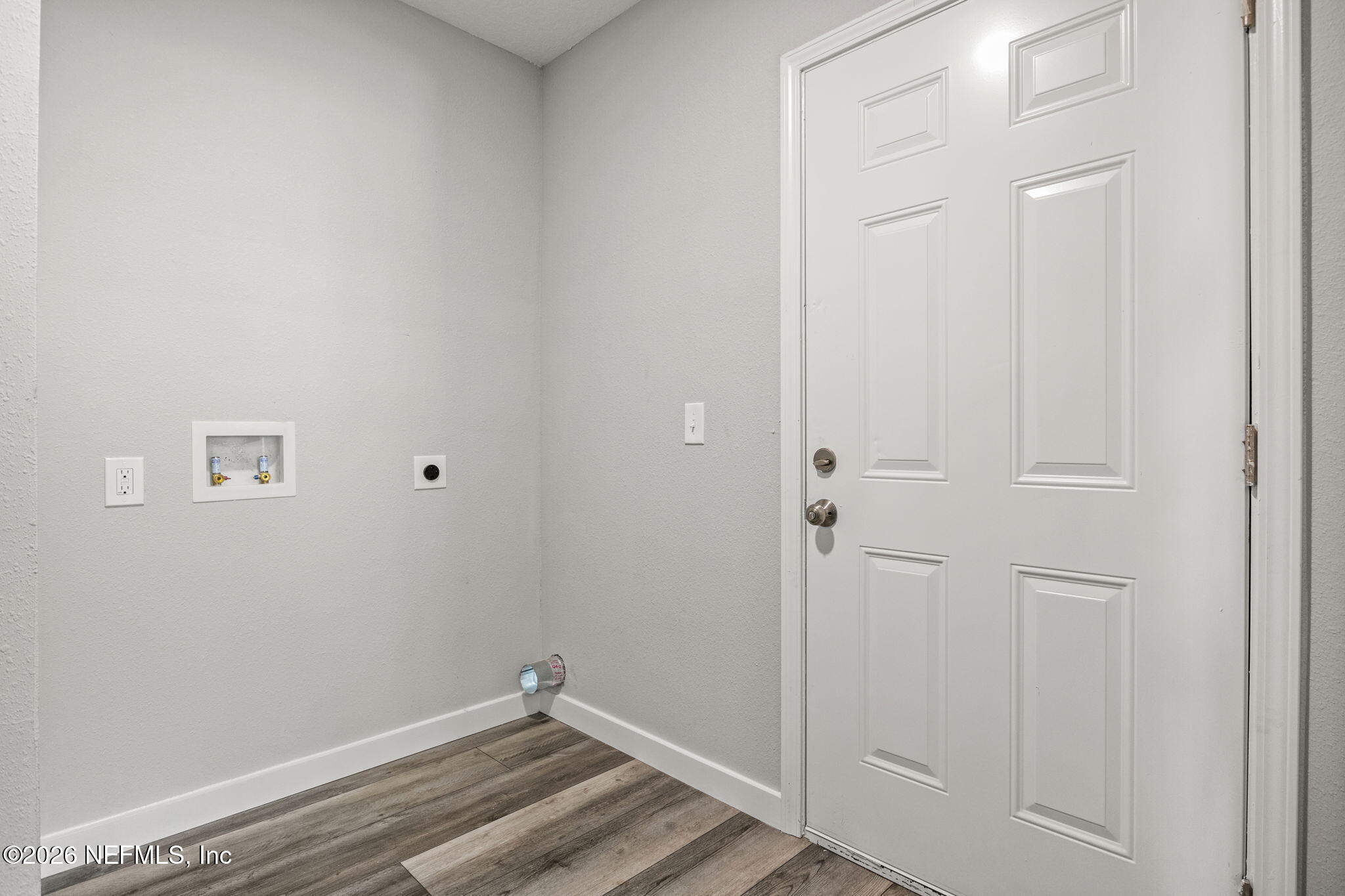 1588 W 15TH Street