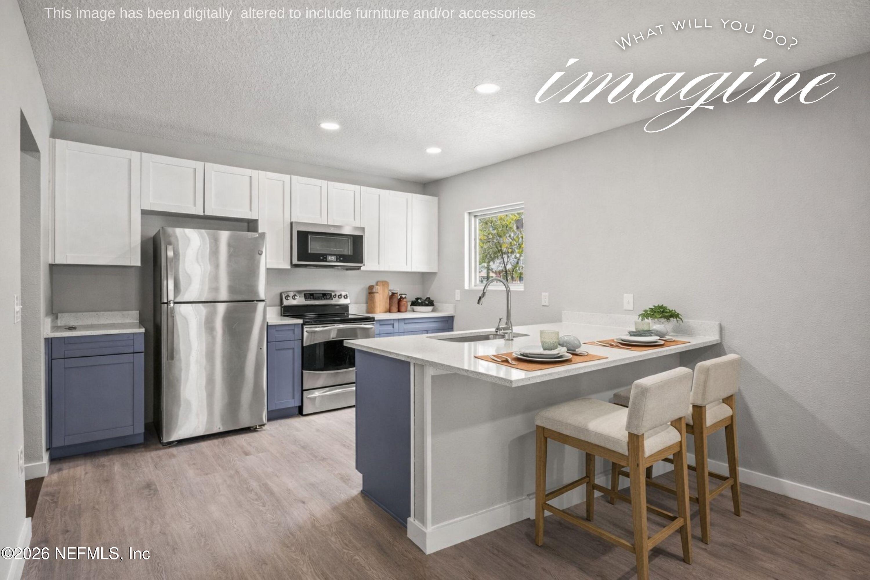 1588 W 15TH Street