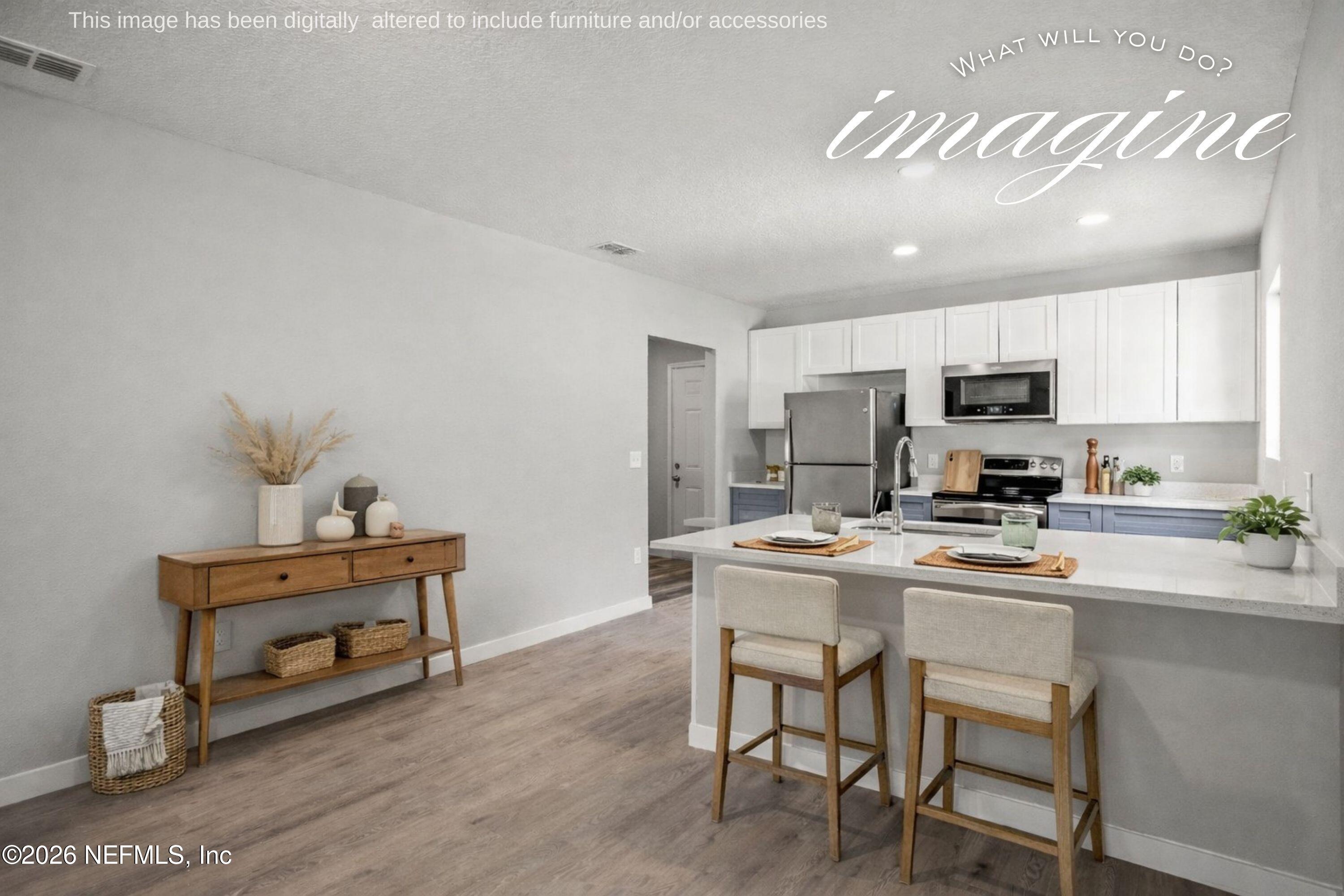 1588 W 15TH Street