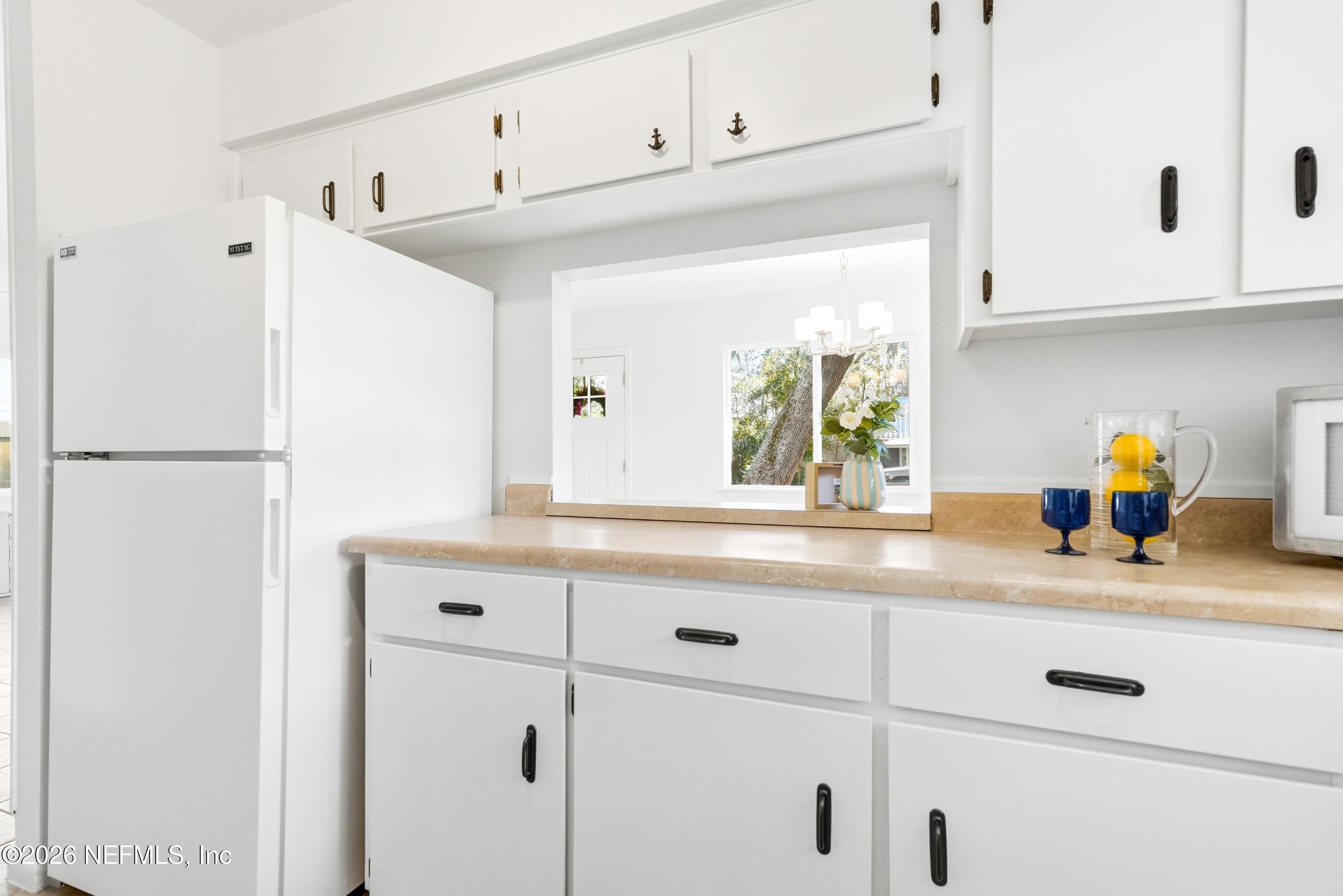 204 PINE Street, St. Simons Island