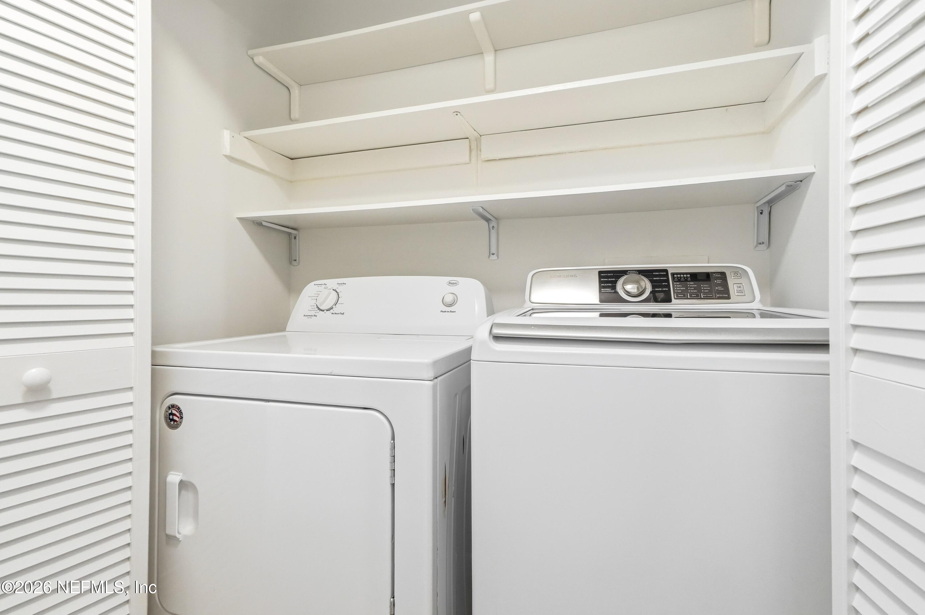 204 PINE Street, St. Simons Island