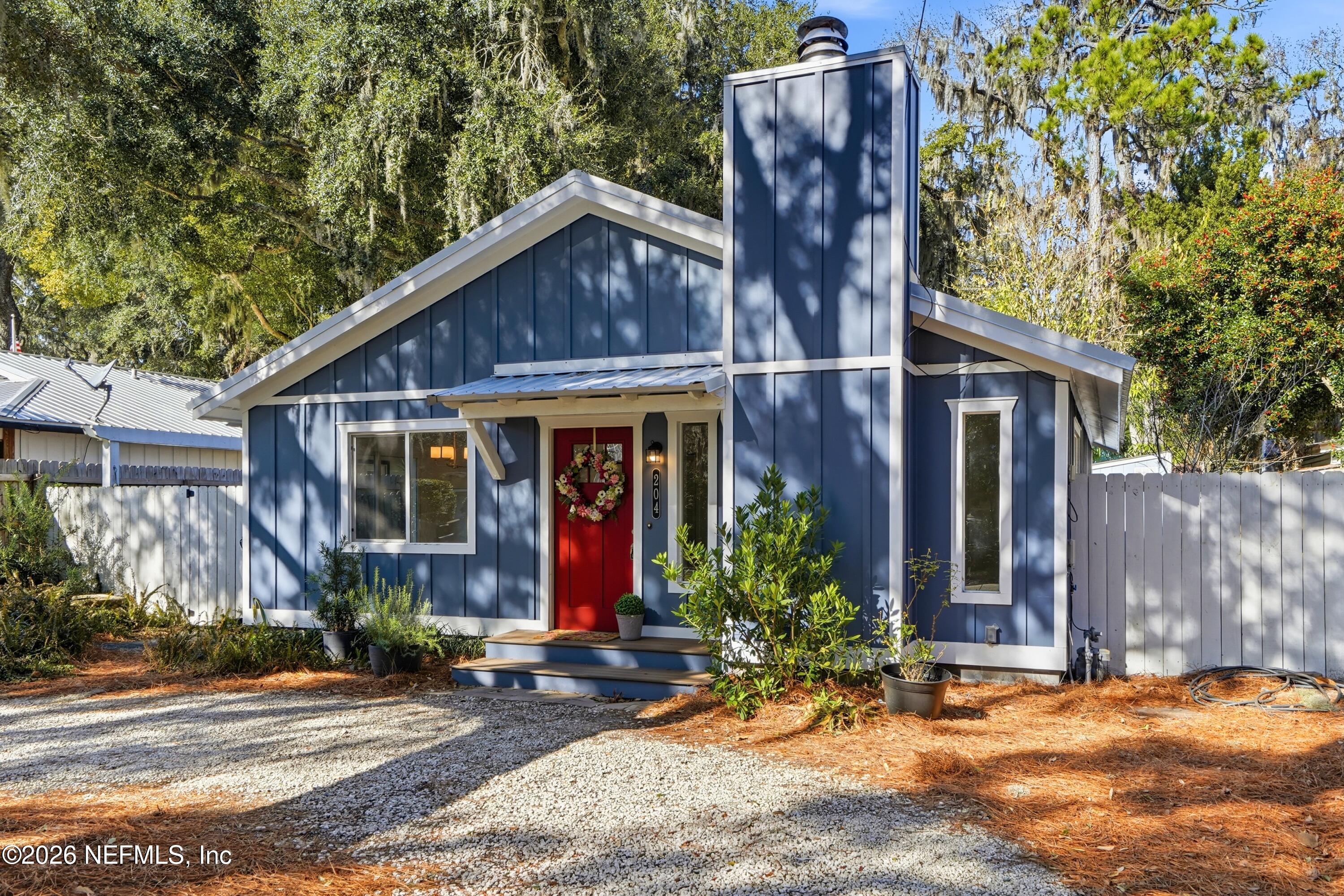 204 PINE Street, St. Simons Island