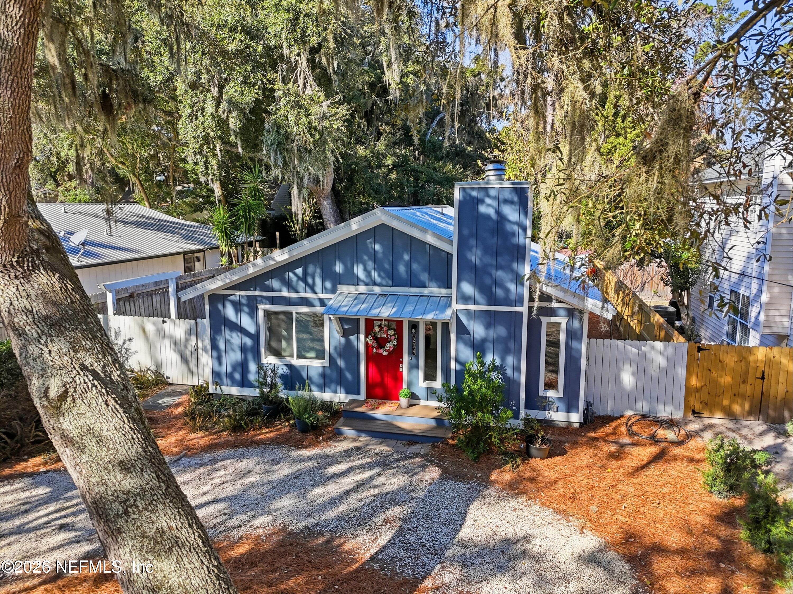 204 PINE Street, St. Simons Island