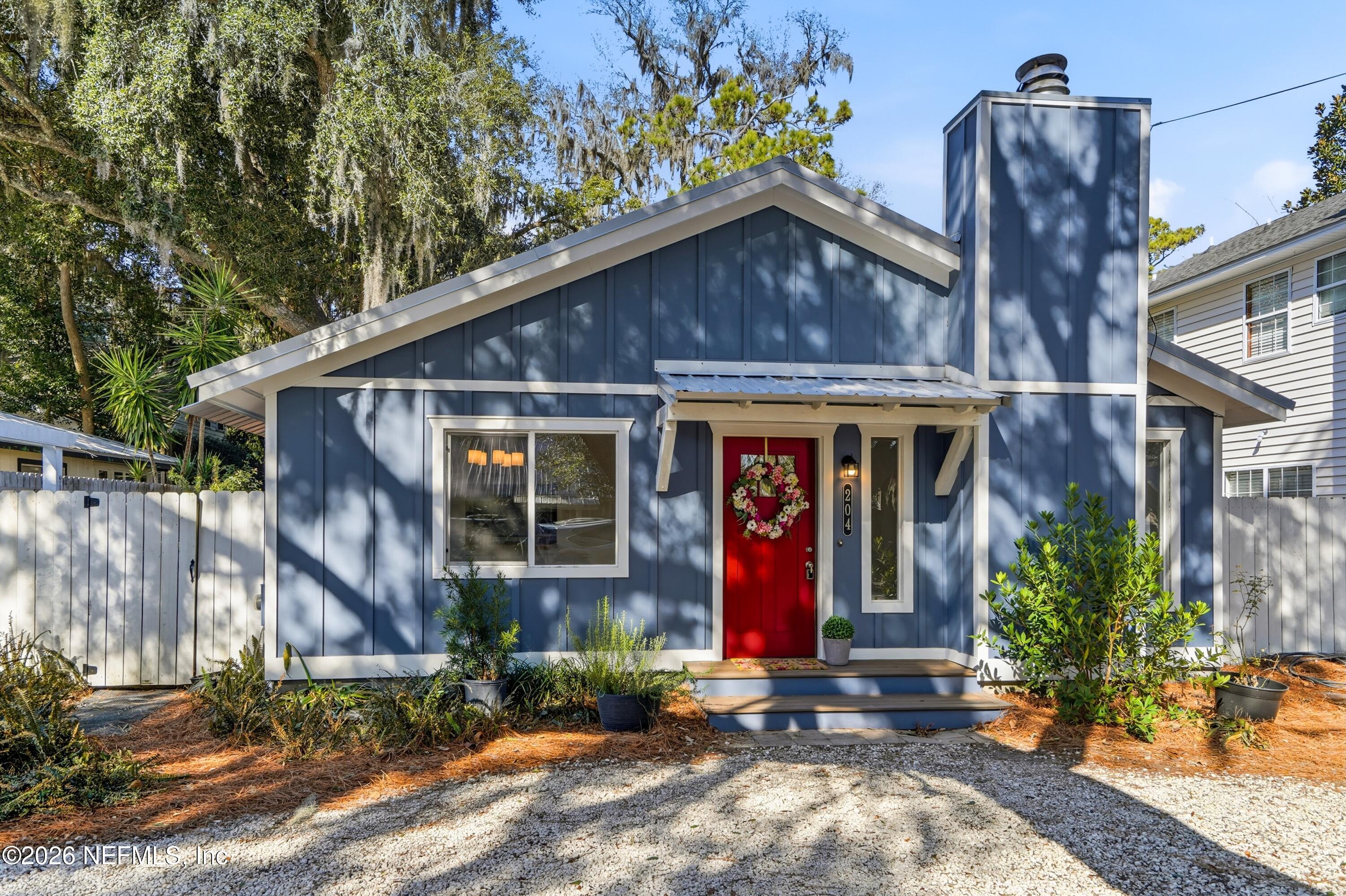204 PINE Street, St. Simons Island