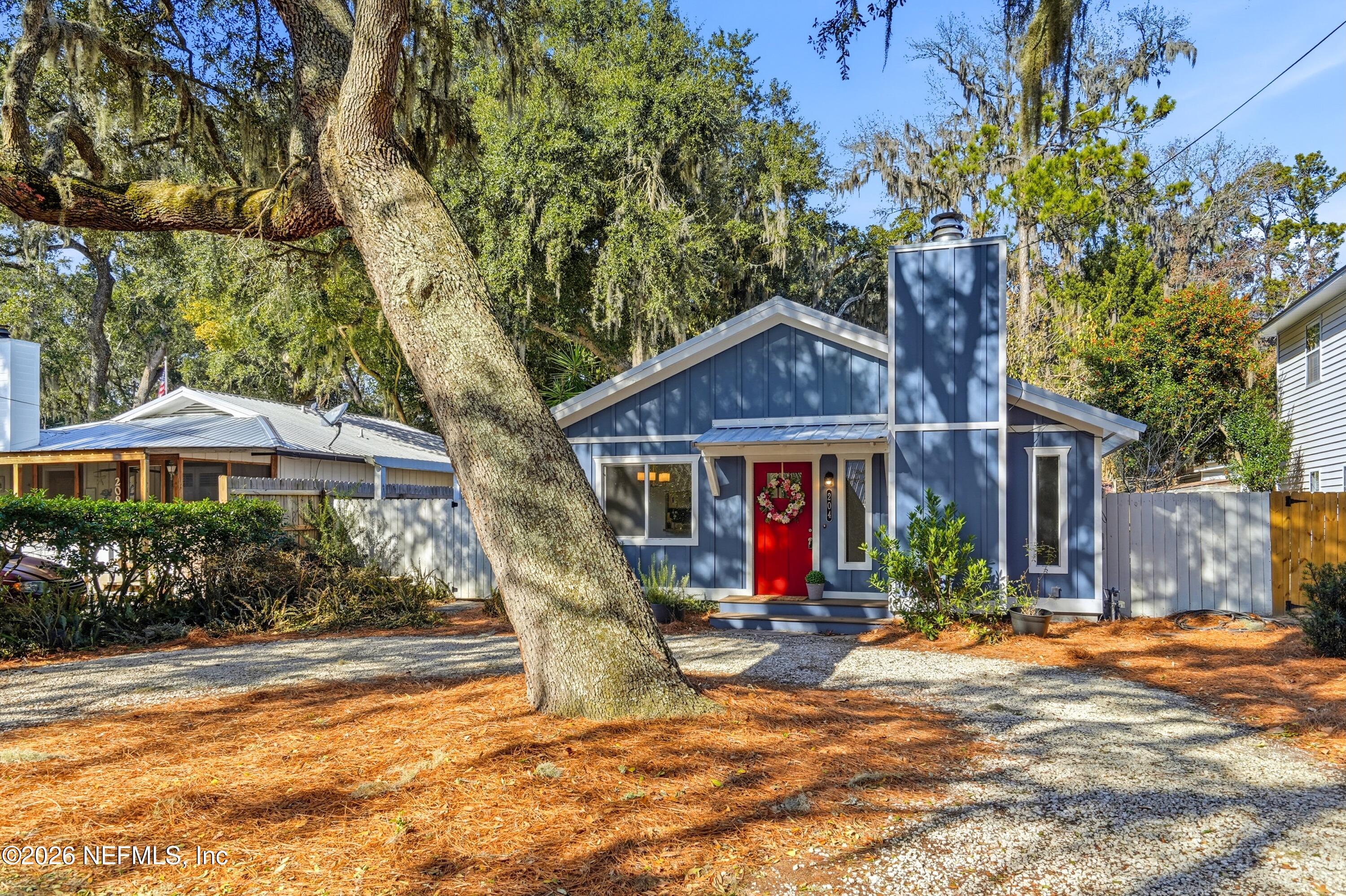 204 PINE Street, St. Simons Island