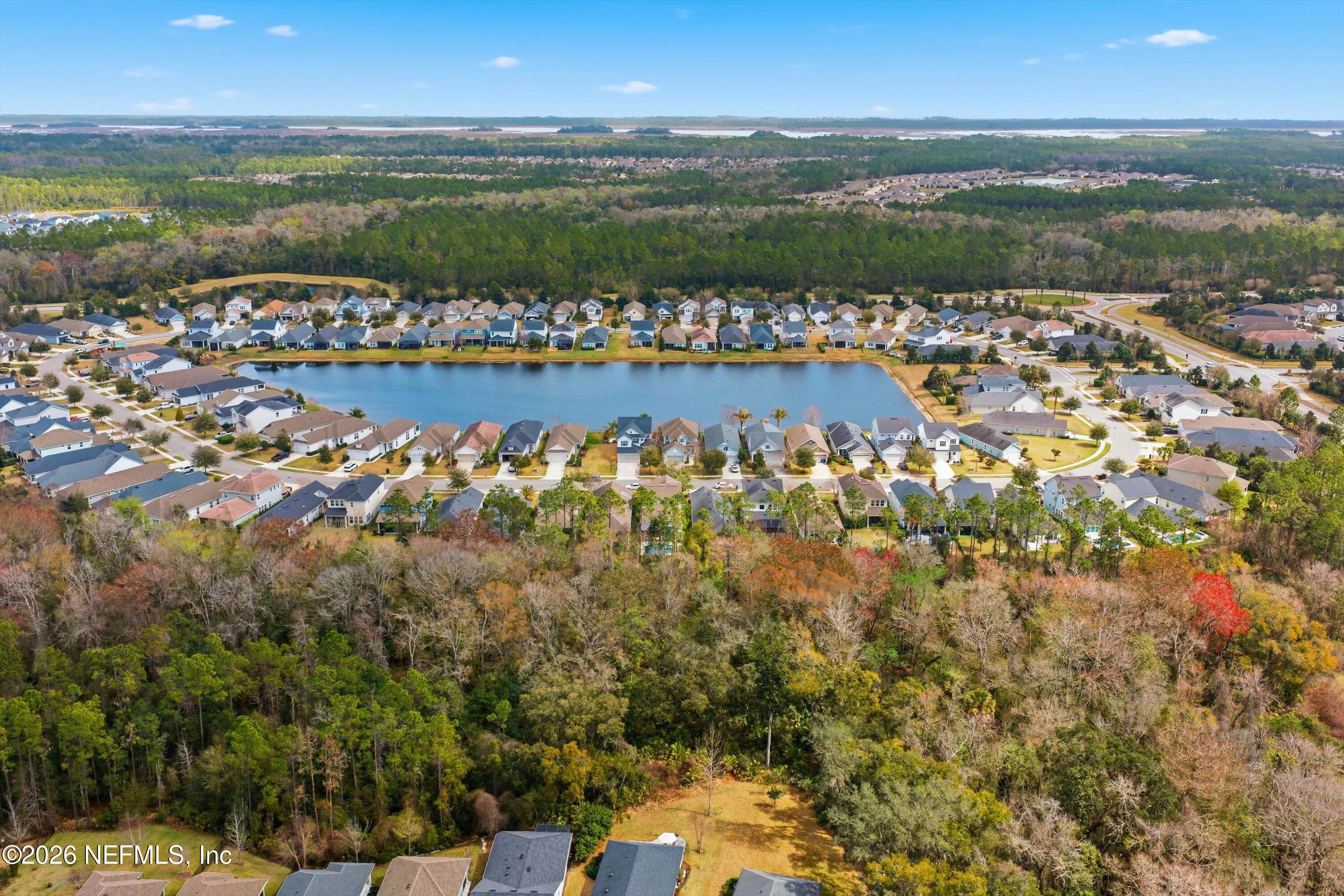 489 VISTA LAKE Circle