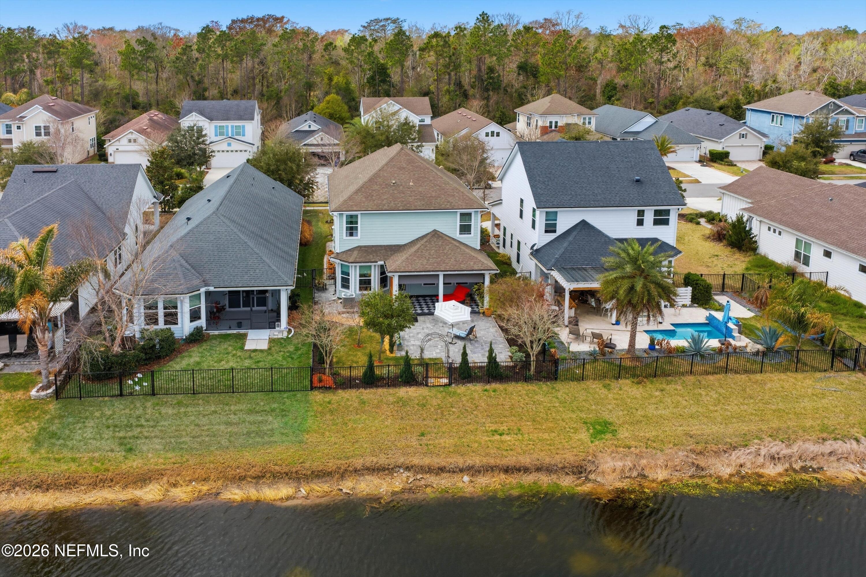 489 VISTA LAKE Circle