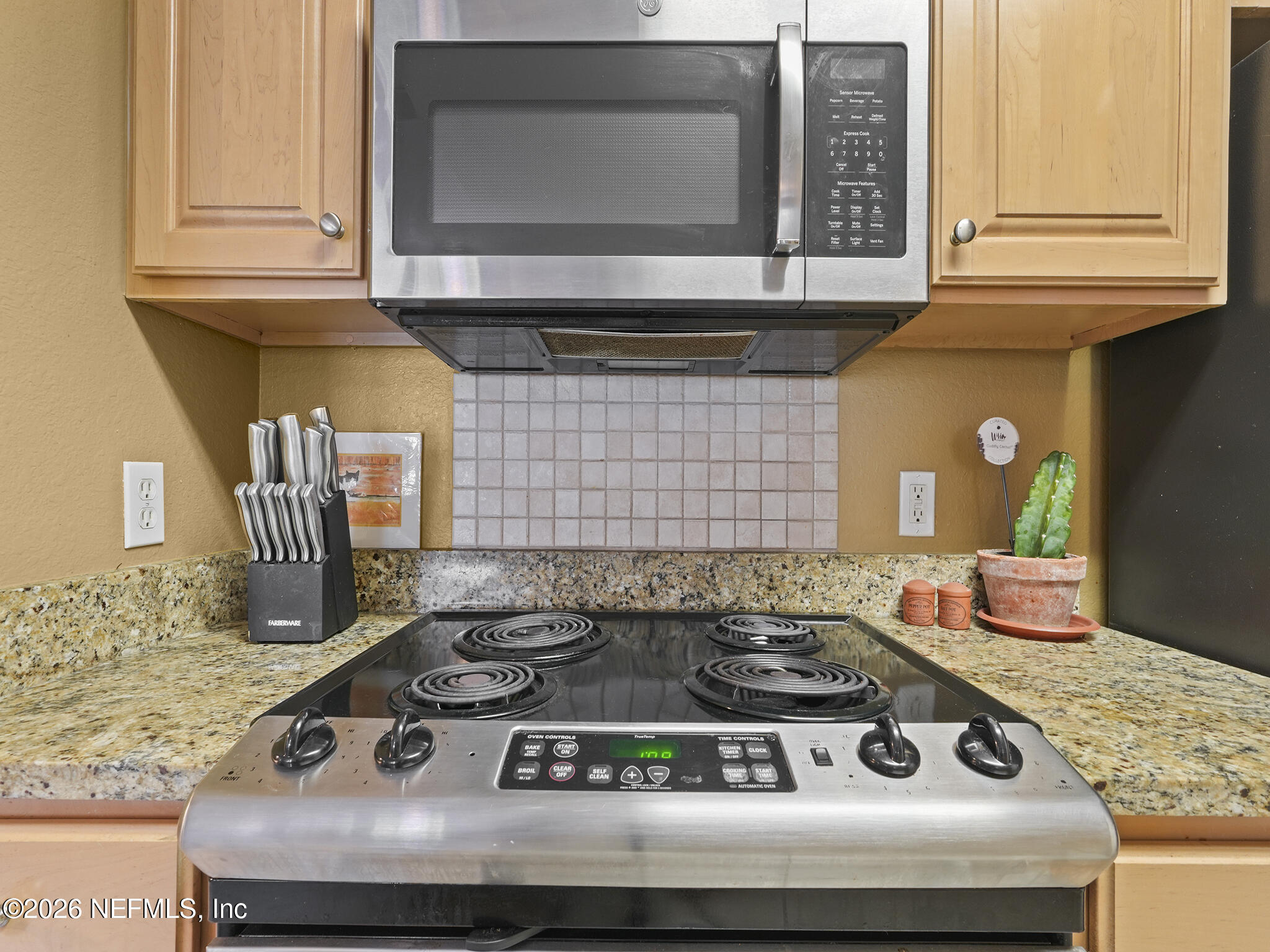 712 LIGHTHOUSE RD Road 712