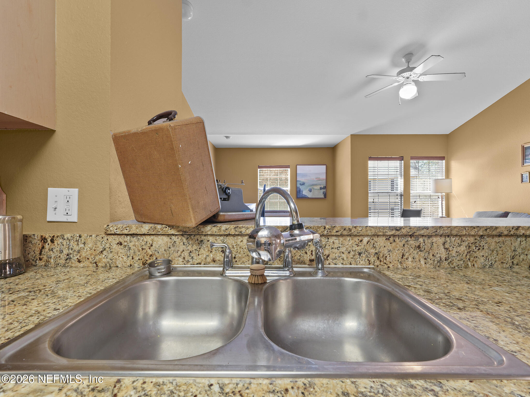 712 LIGHTHOUSE RD Road 712