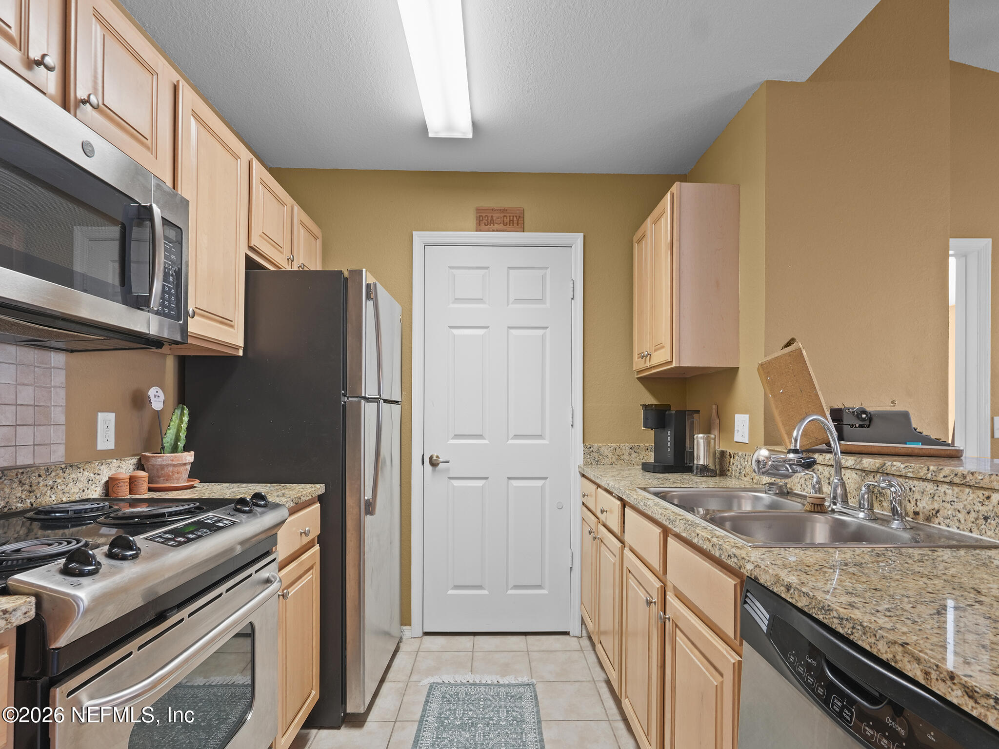 712 LIGHTHOUSE RD Road 712