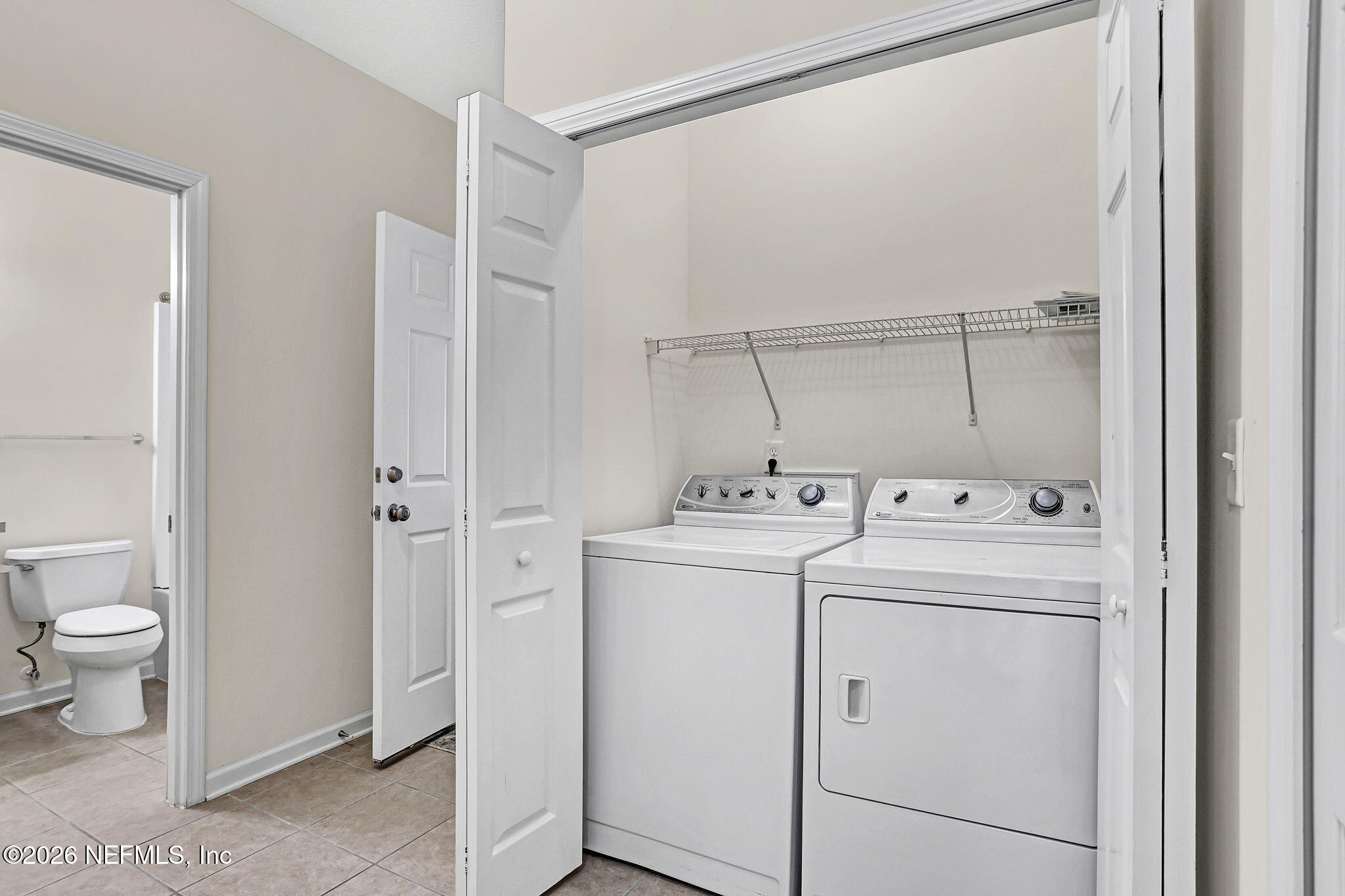 3904 VIA DI OLIVIA Court 40
