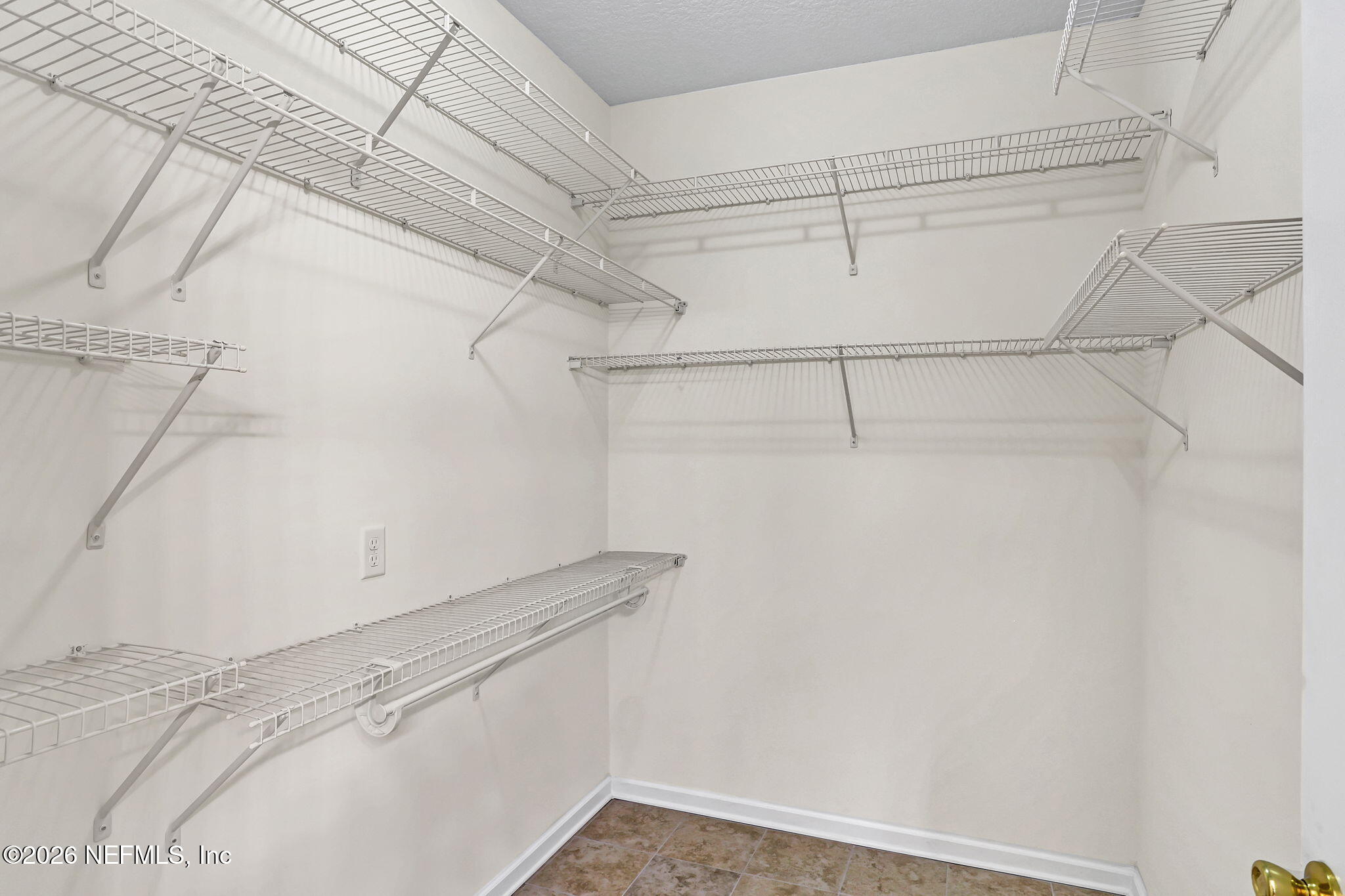 3904 VIA DI OLIVIA Court 40