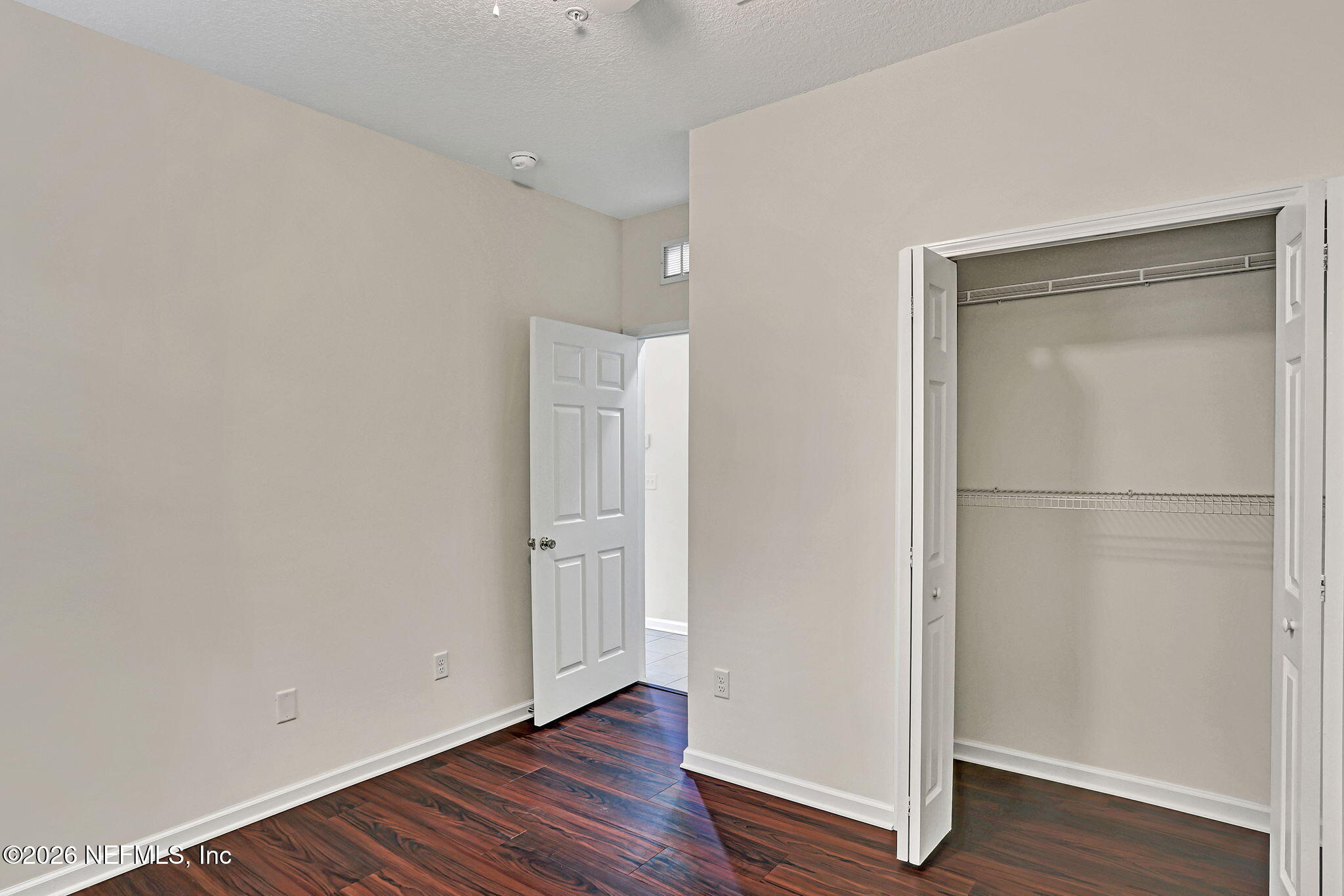 3904 VIA DI OLIVIA Court 40