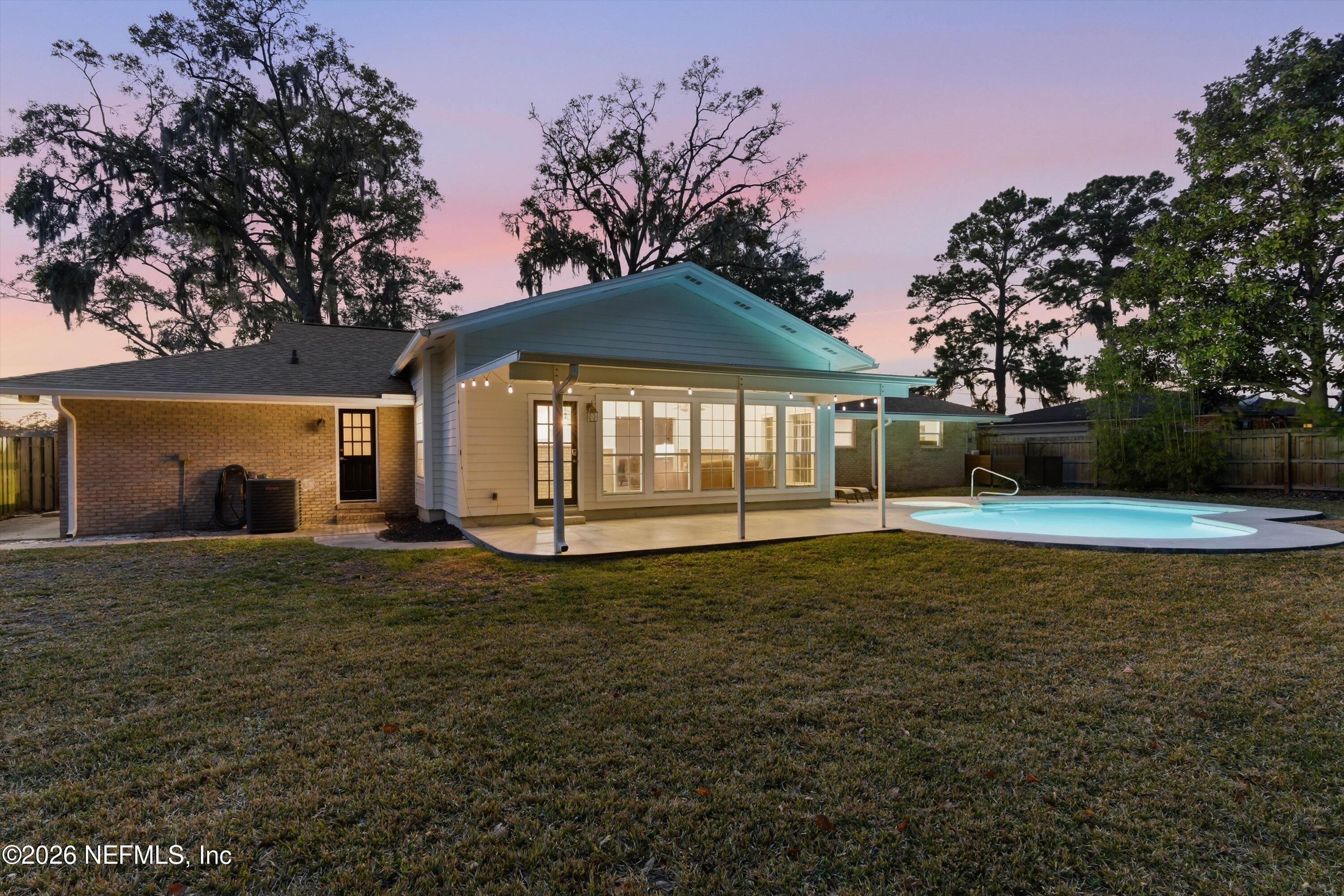 8631 SAN SERVERA Drive E