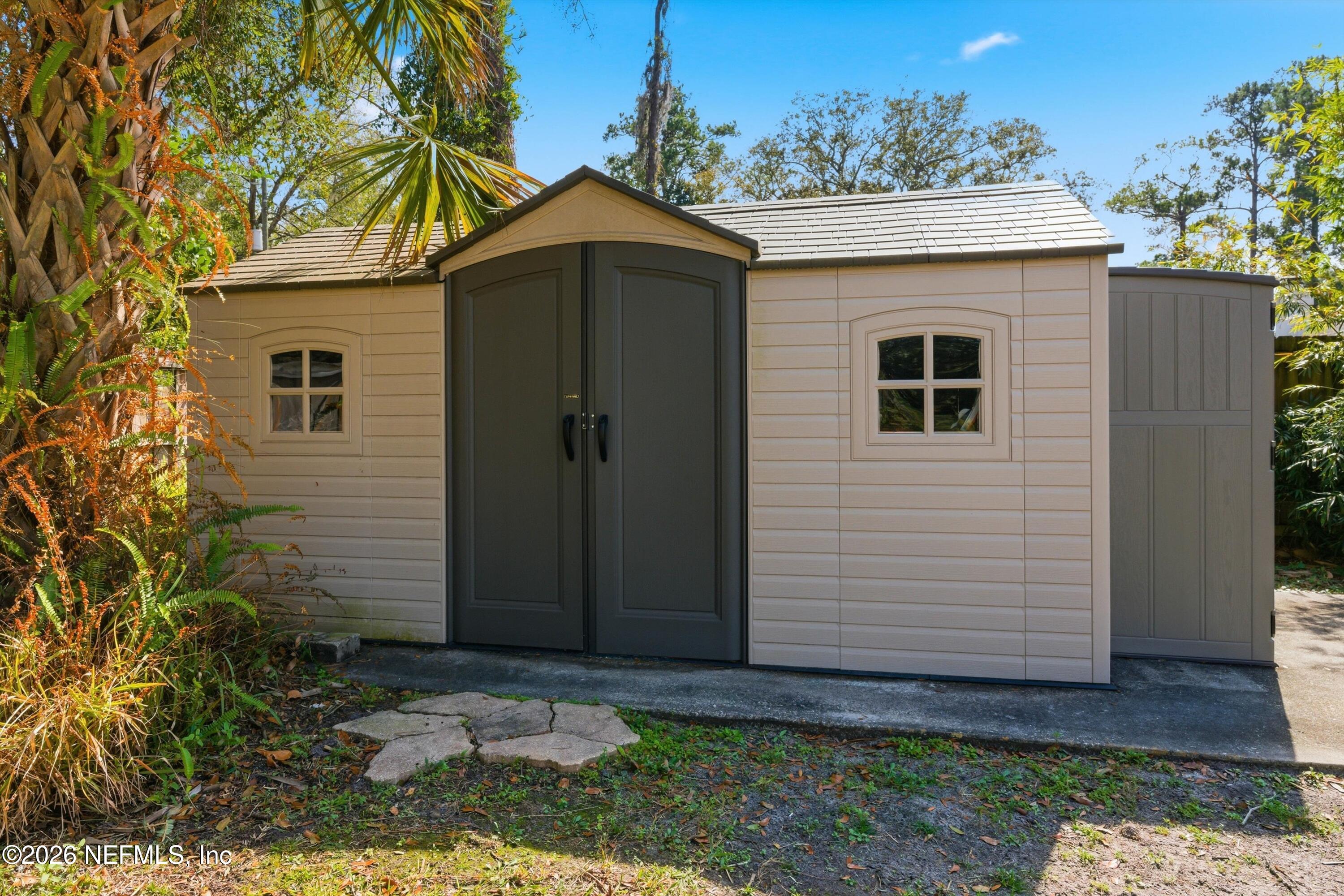 8631 SAN SERVERA Drive E