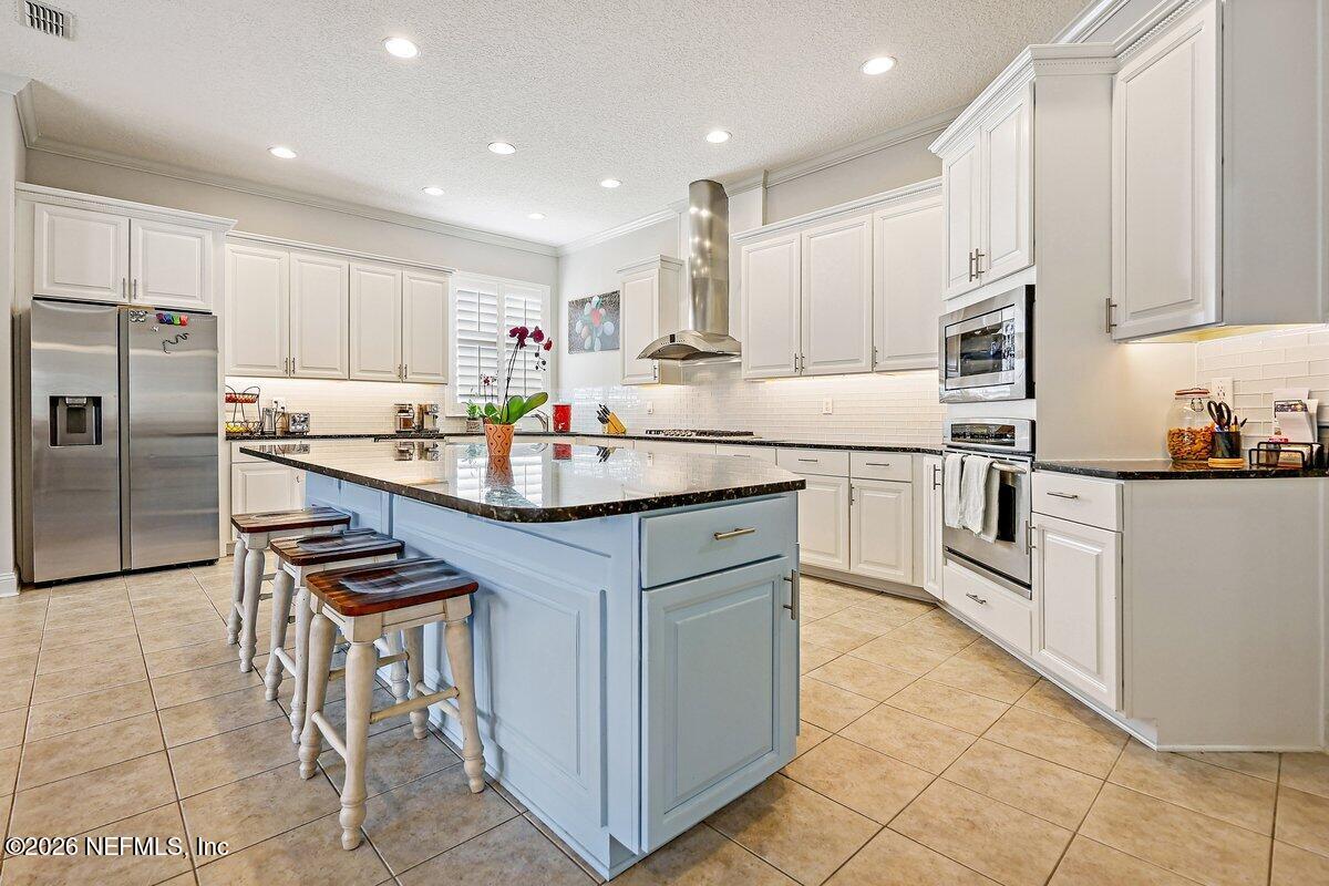 862440 N HAMPTON CLUB Way