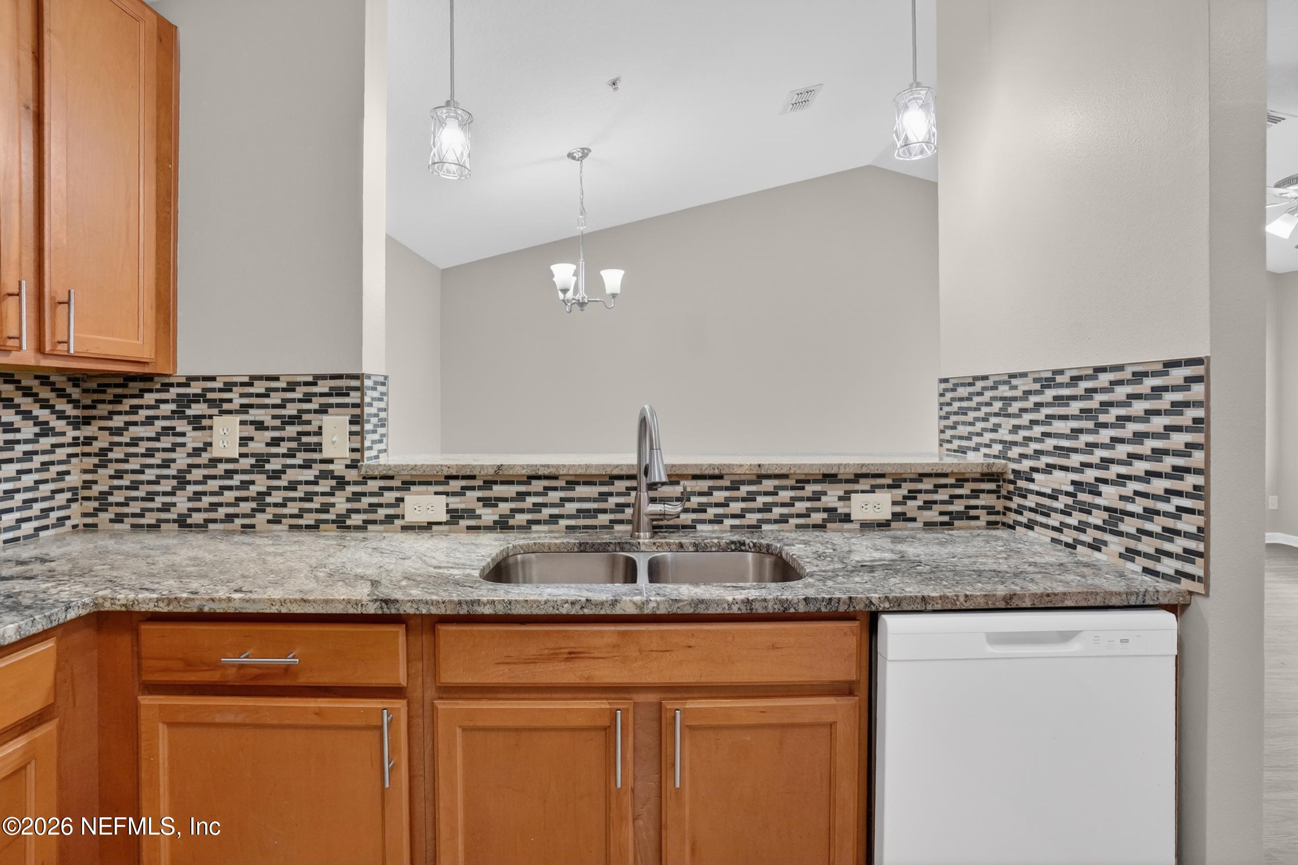 575 OAKLEAF PLANTATION Parkway 714