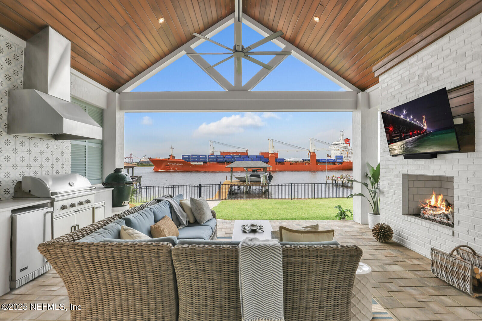 11319 KINGSLEY MANOR Way