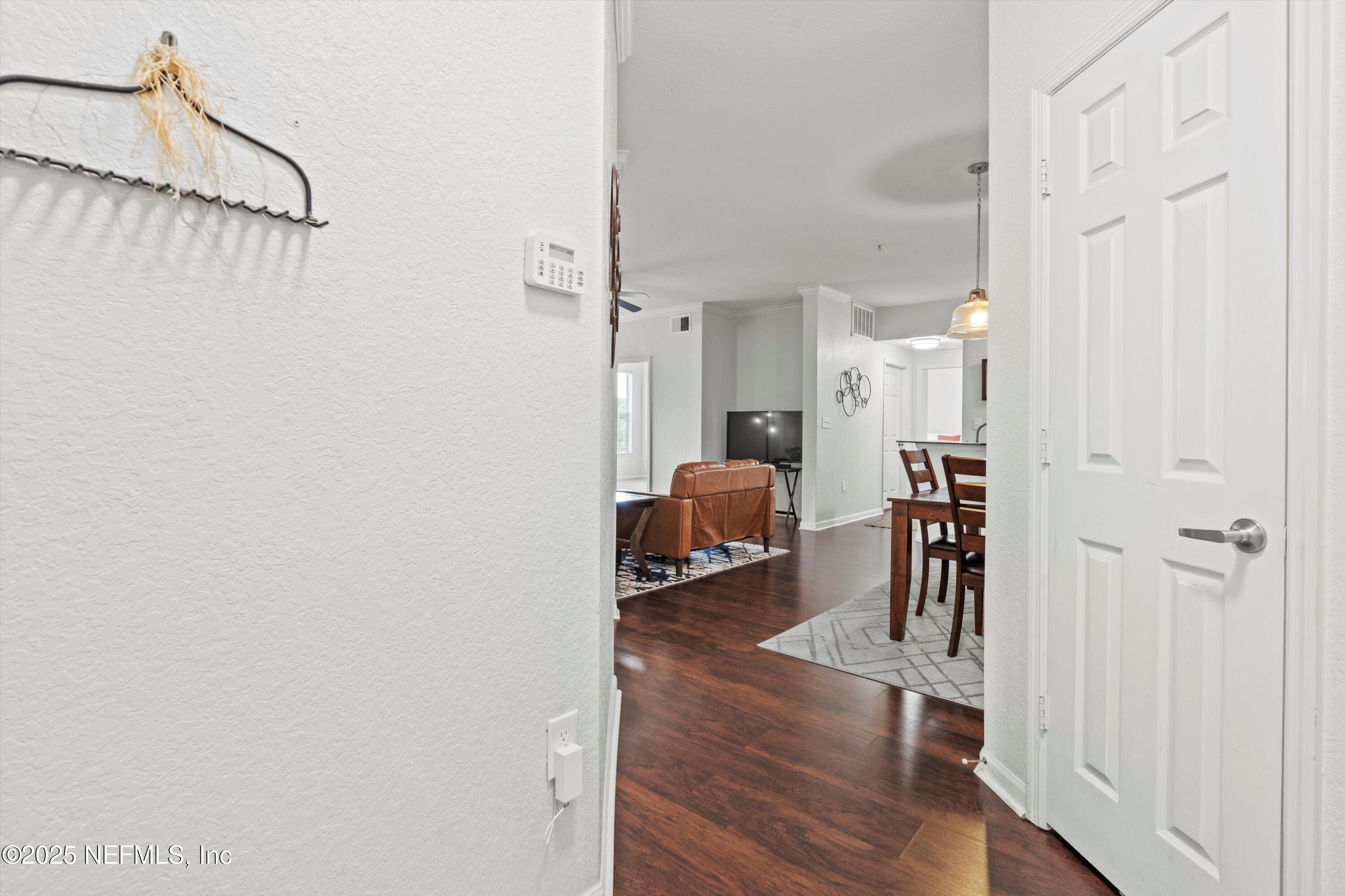 8539 GATE Parkway W 131