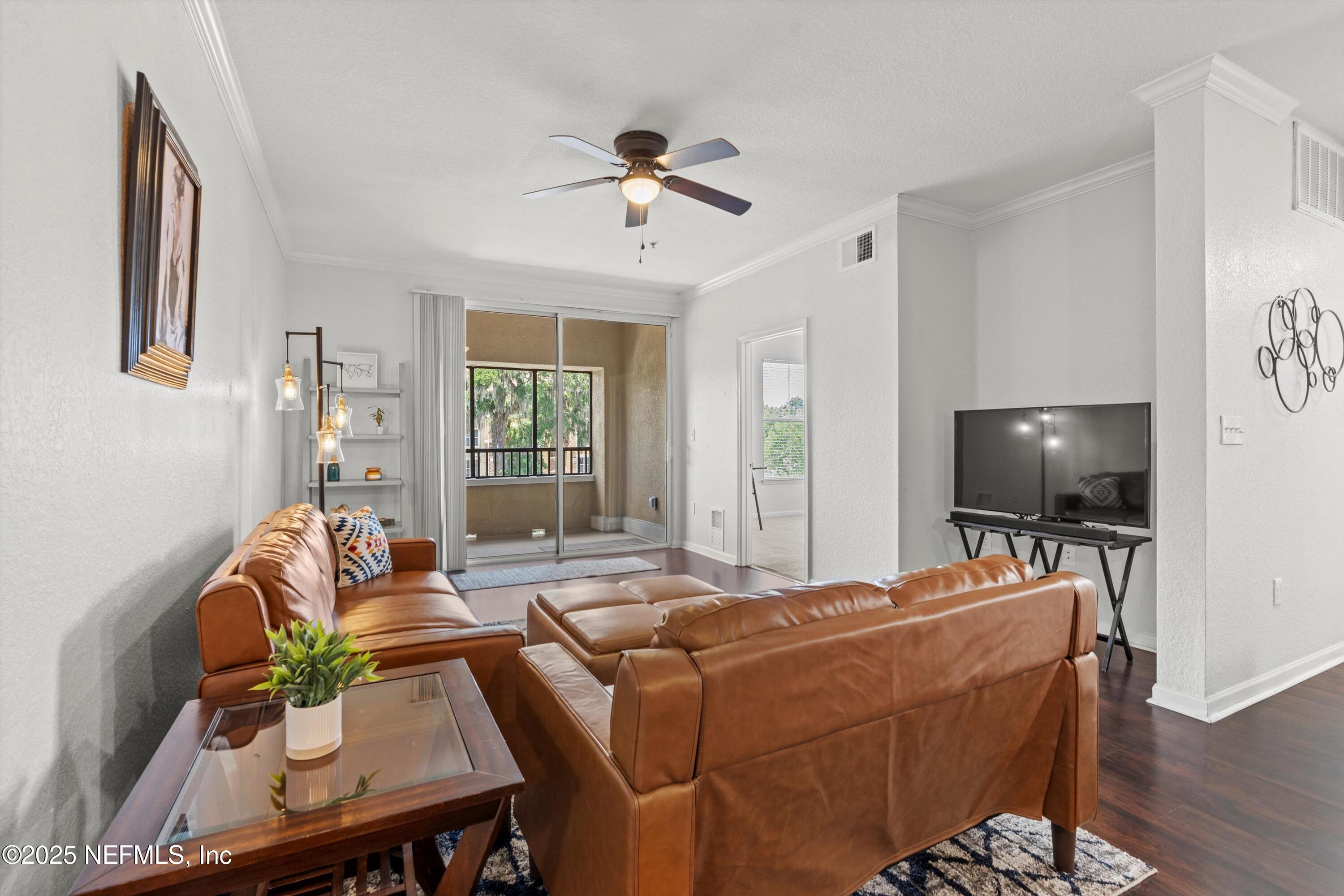 8539 GATE Parkway W 131