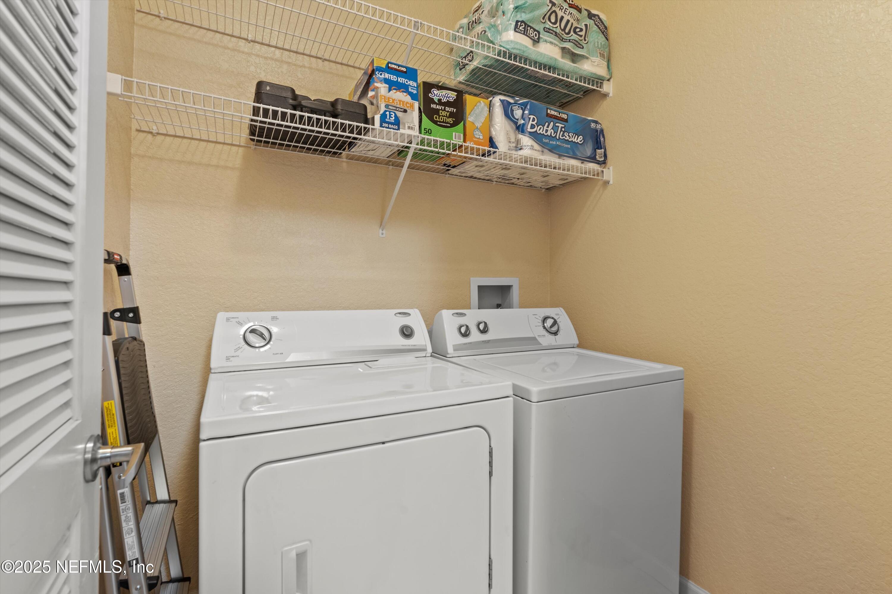 8539 GATE Parkway W 131