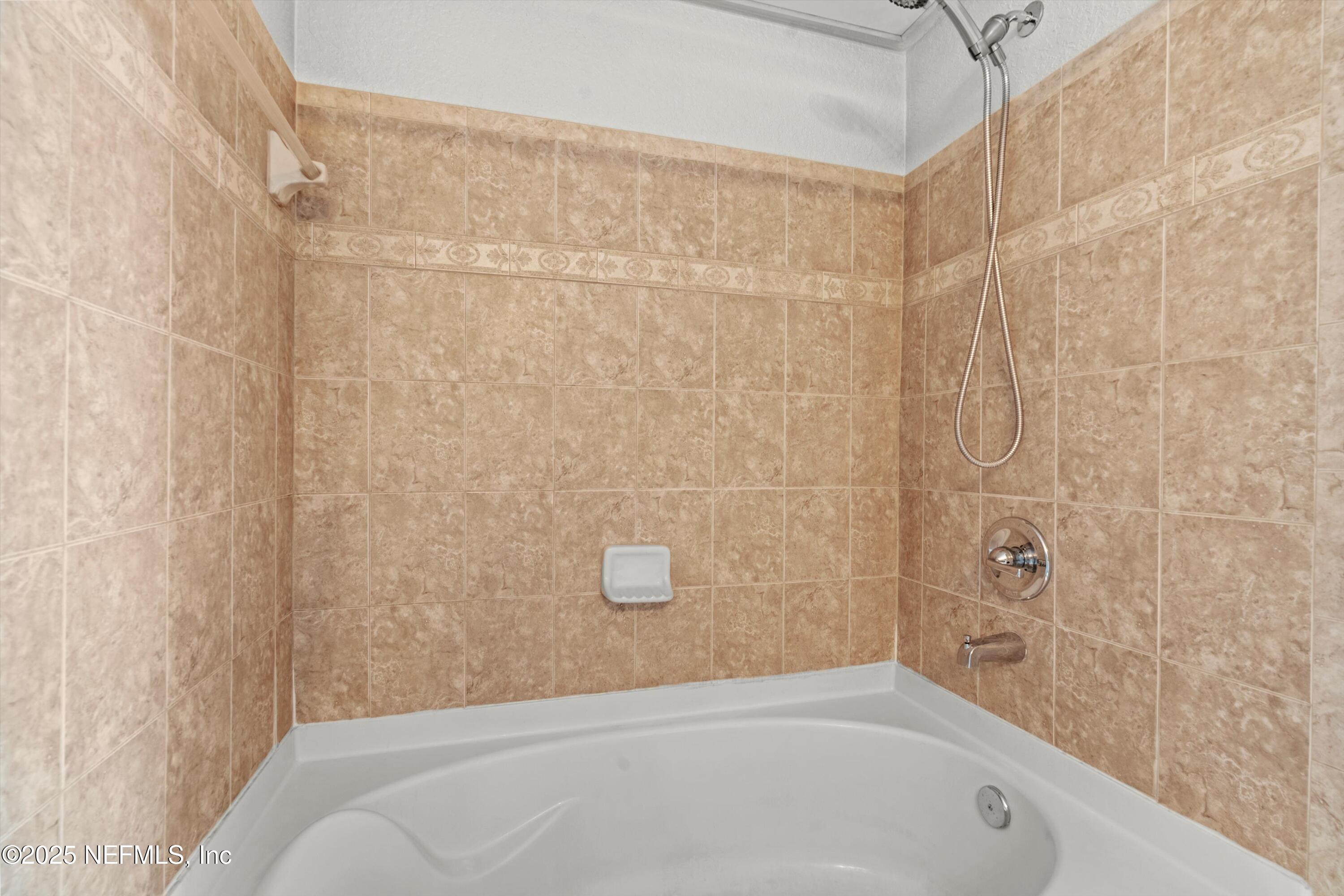 8539 GATE Parkway W 131