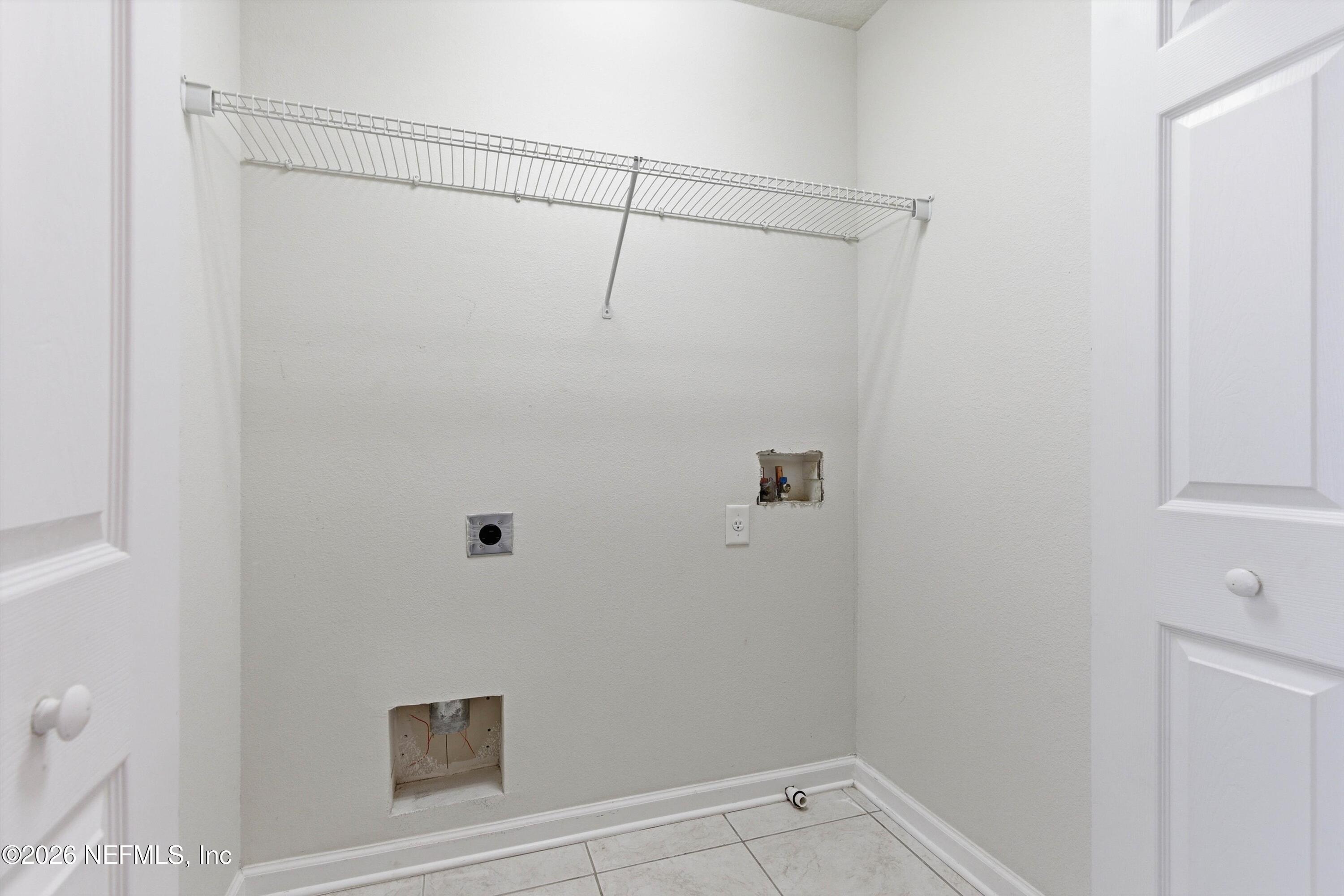 6681 ARCHING BRANCH Circle