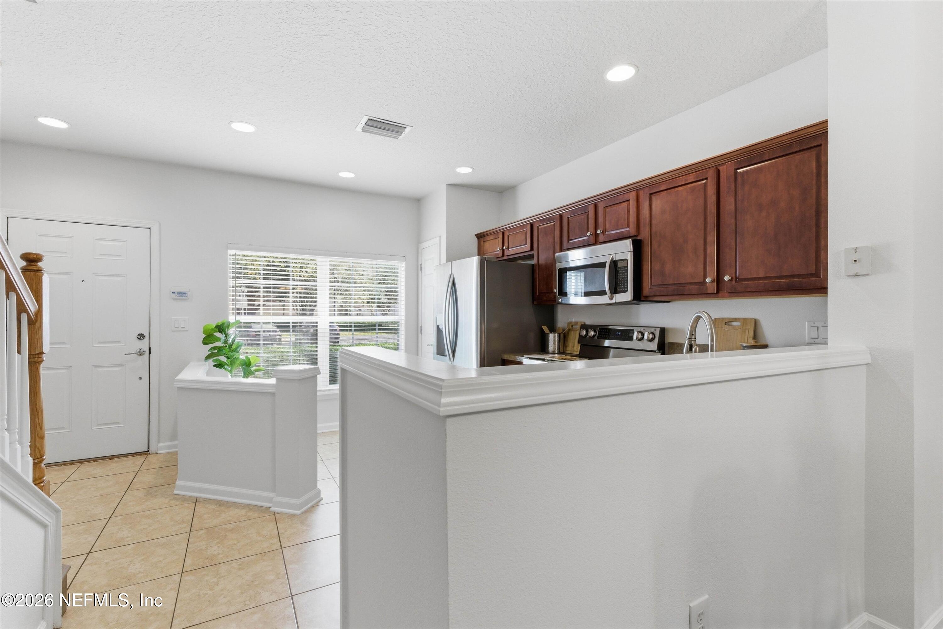 6681 ARCHING BRANCH Circle