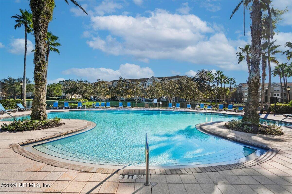 7990 BAYMEADOWS Road E 805