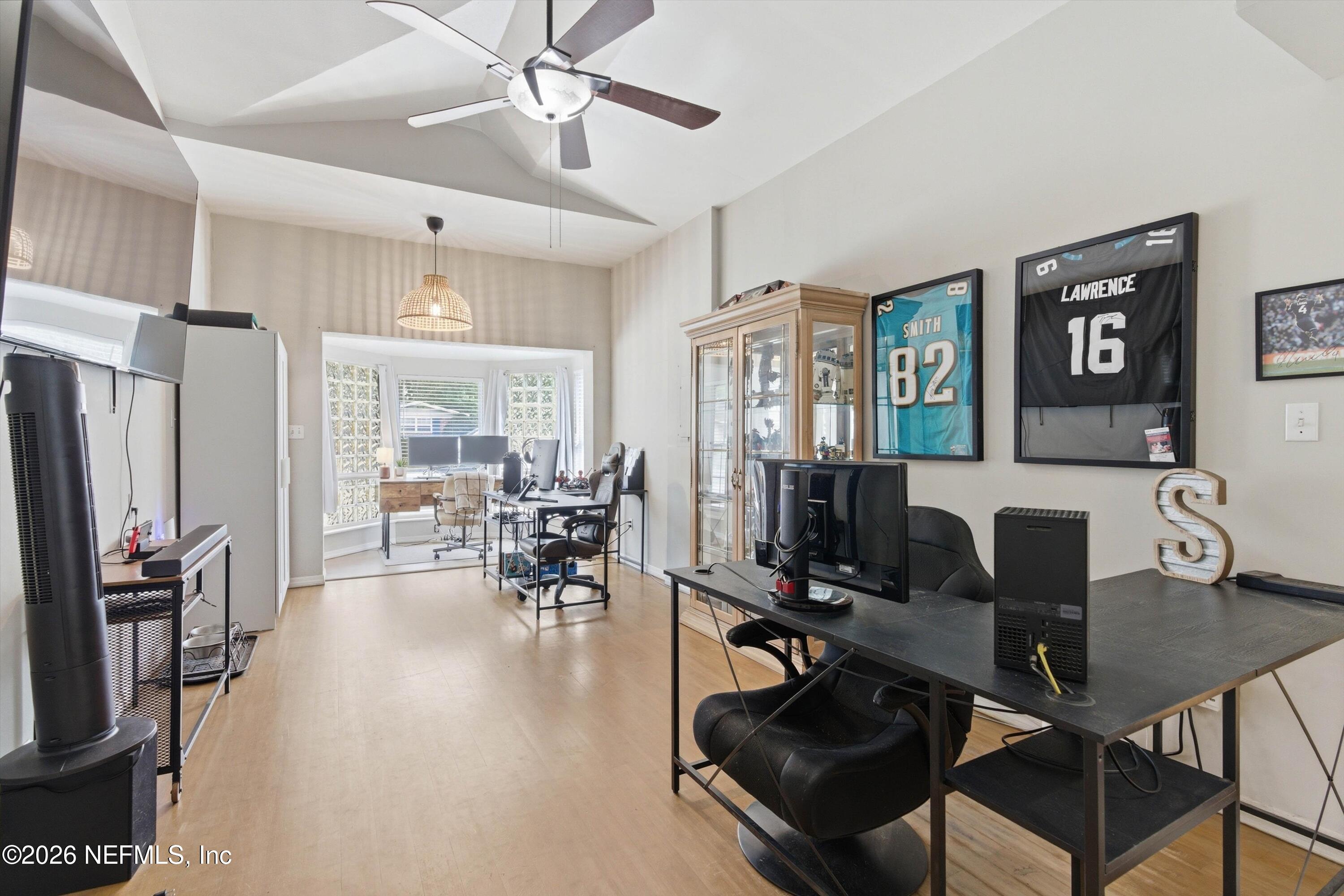 2438 BUTTONWOOD Drive