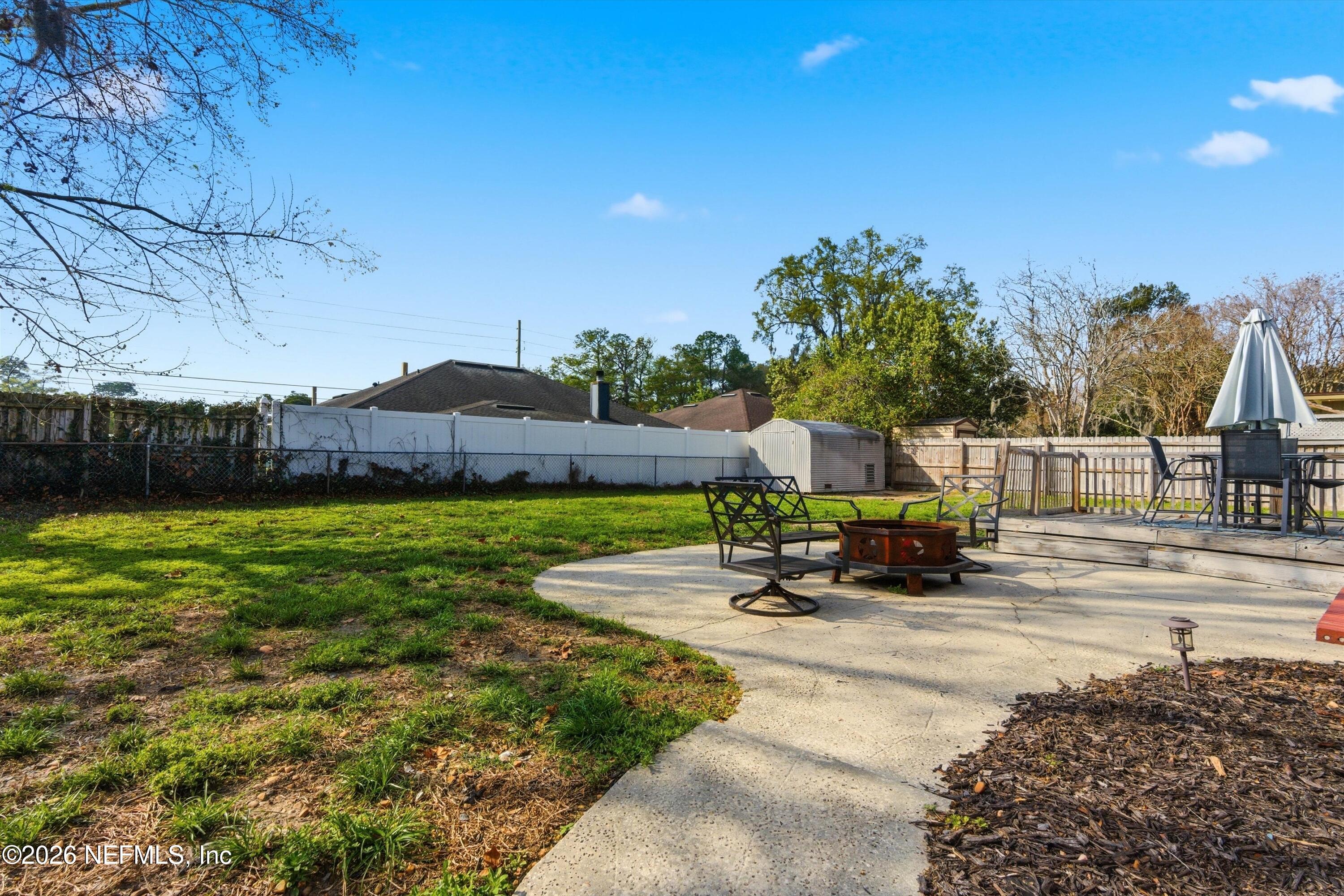 2438 BUTTONWOOD Drive