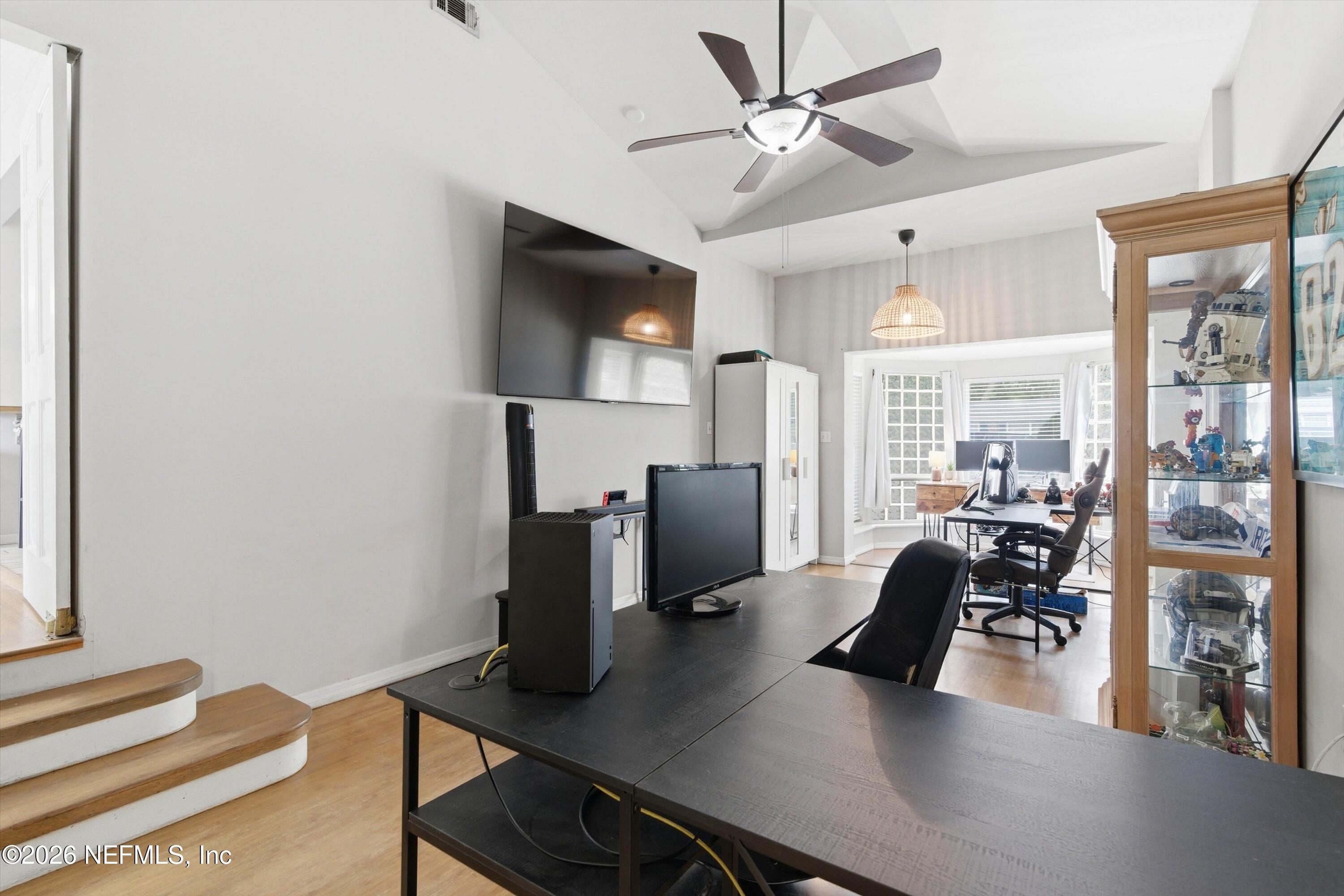 2438 BUTTONWOOD Drive