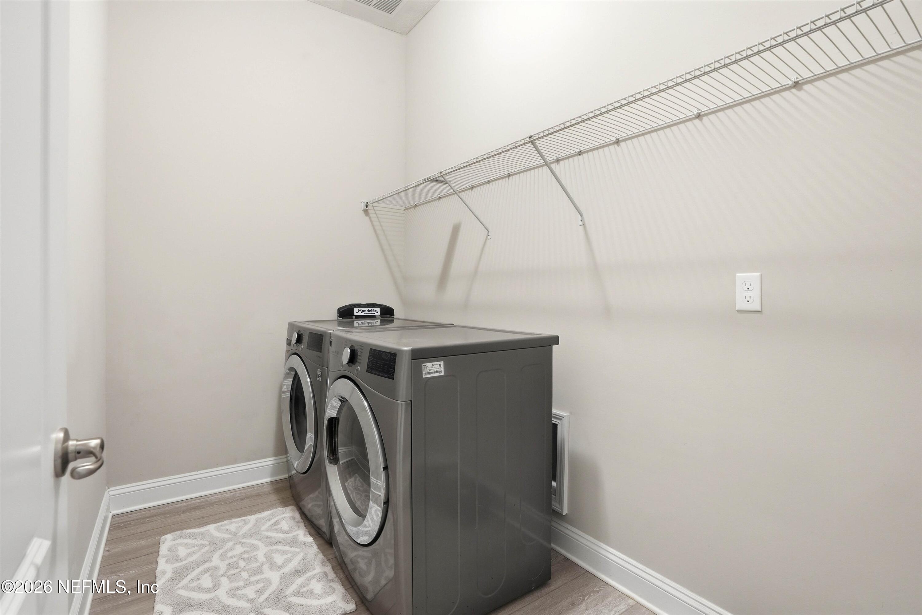 1655 SETON FAMILY Walk