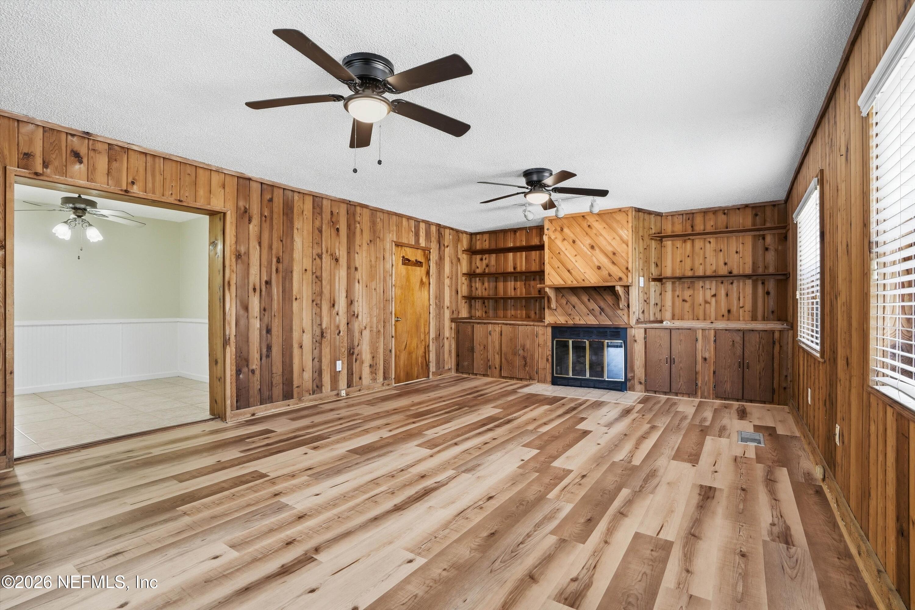 2149 LOU Drive W