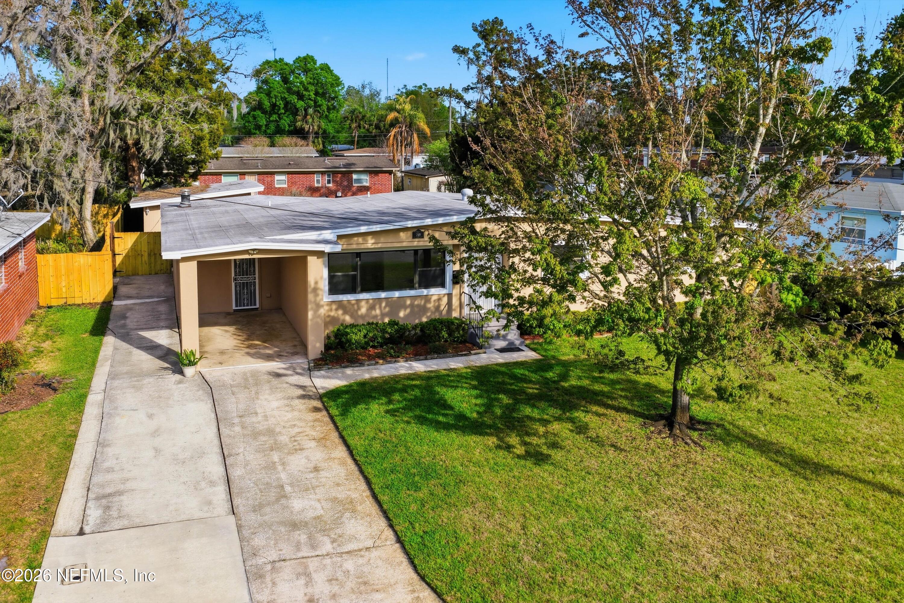 2149 LOU Drive W