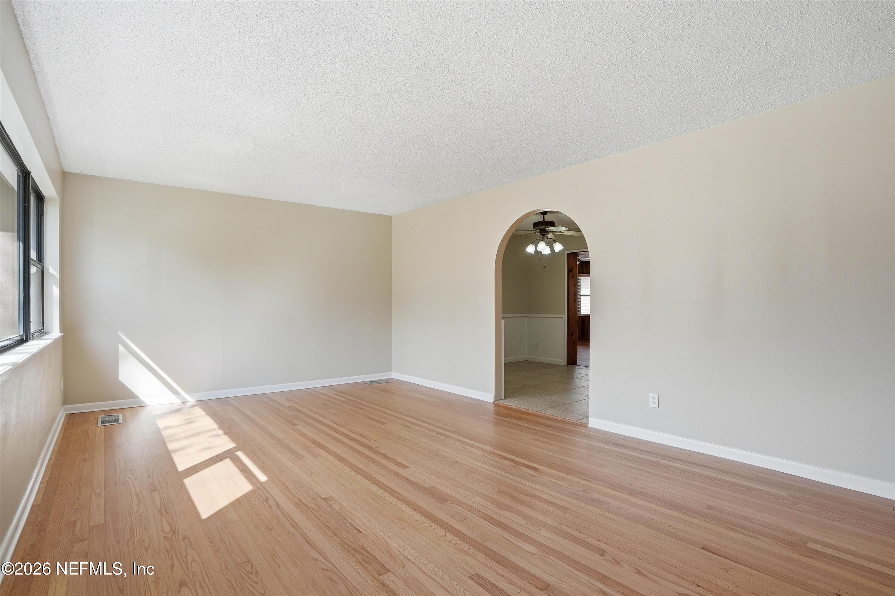 2149 LOU Drive W