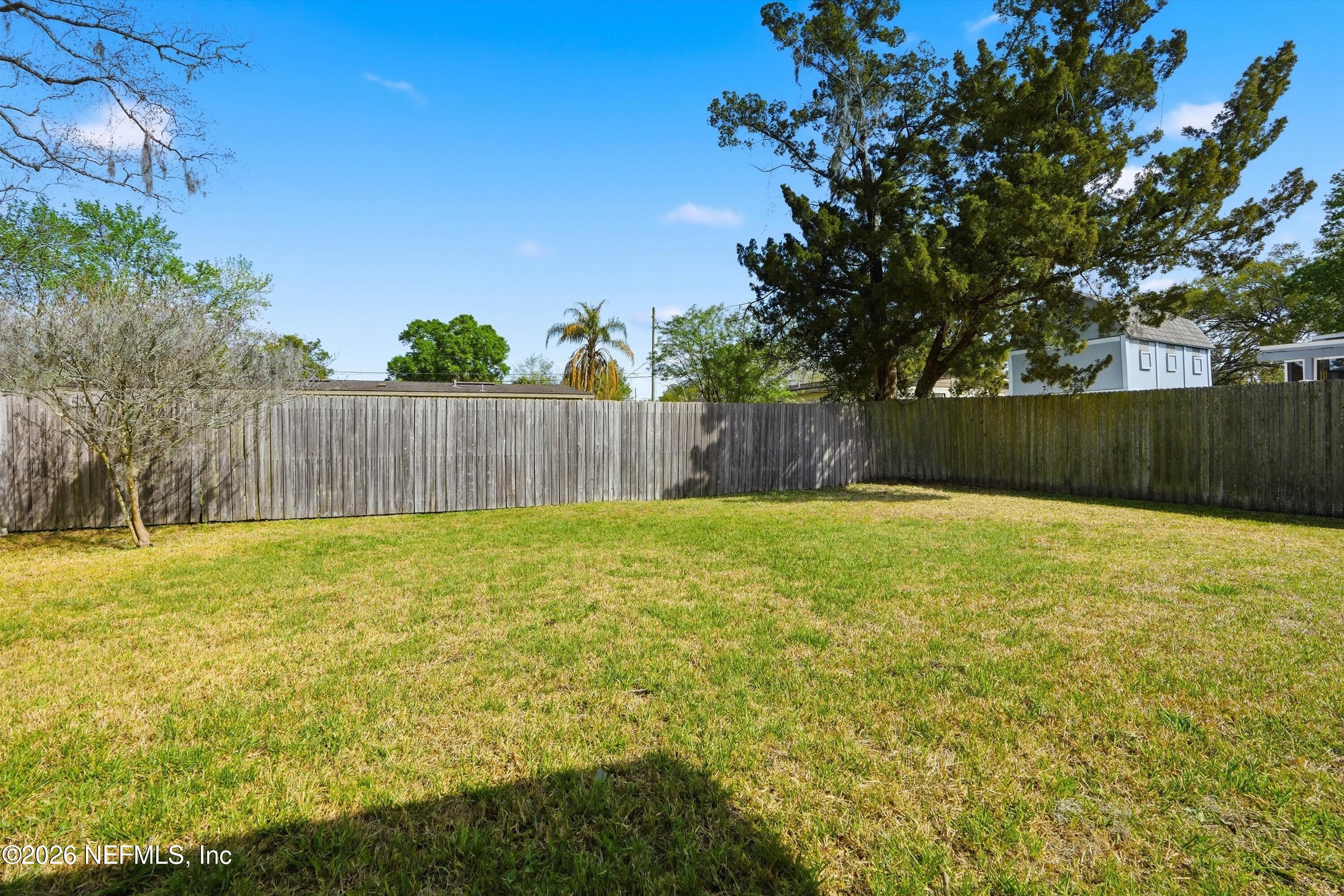 2149 LOU Drive W