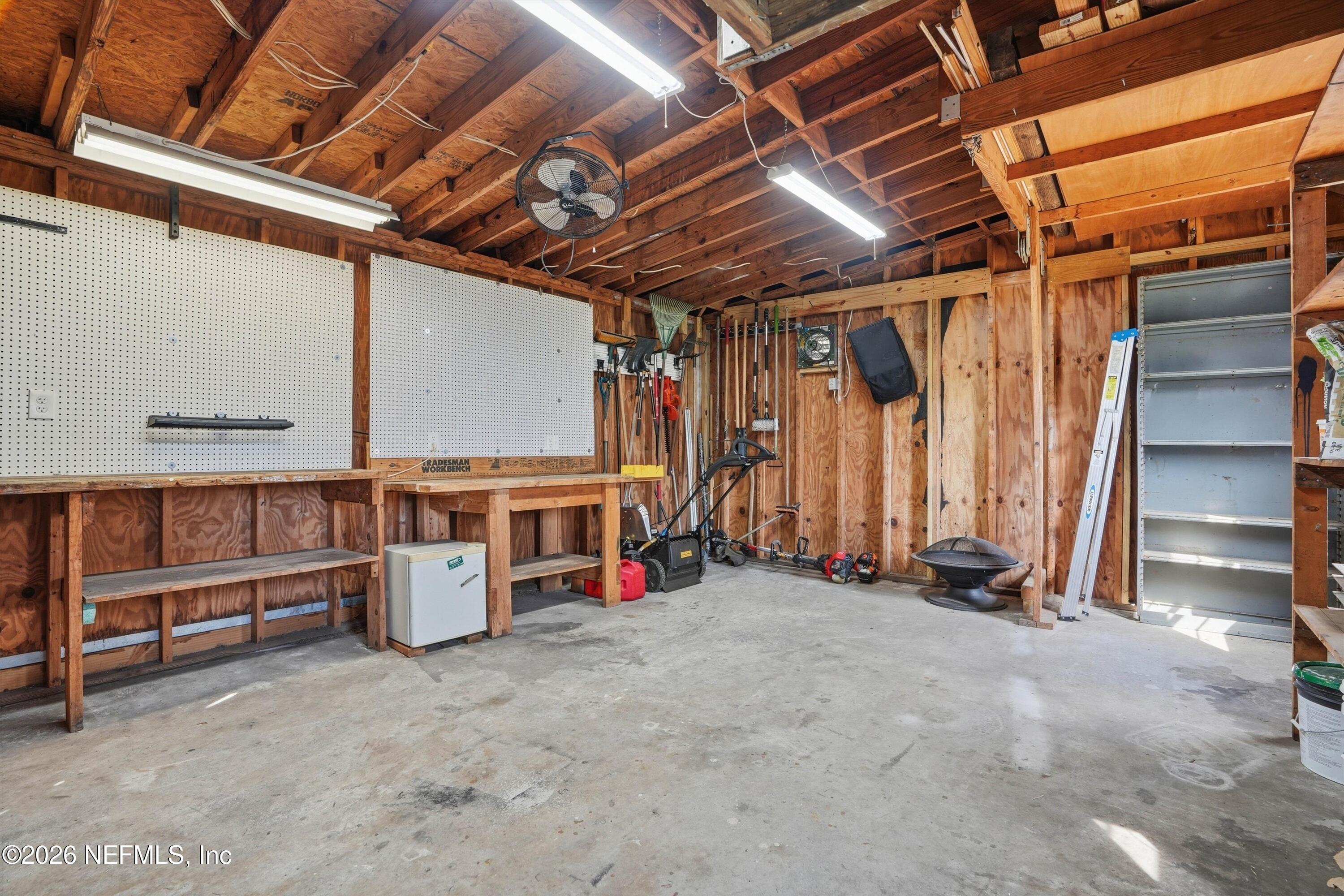 2149 LOU Drive W