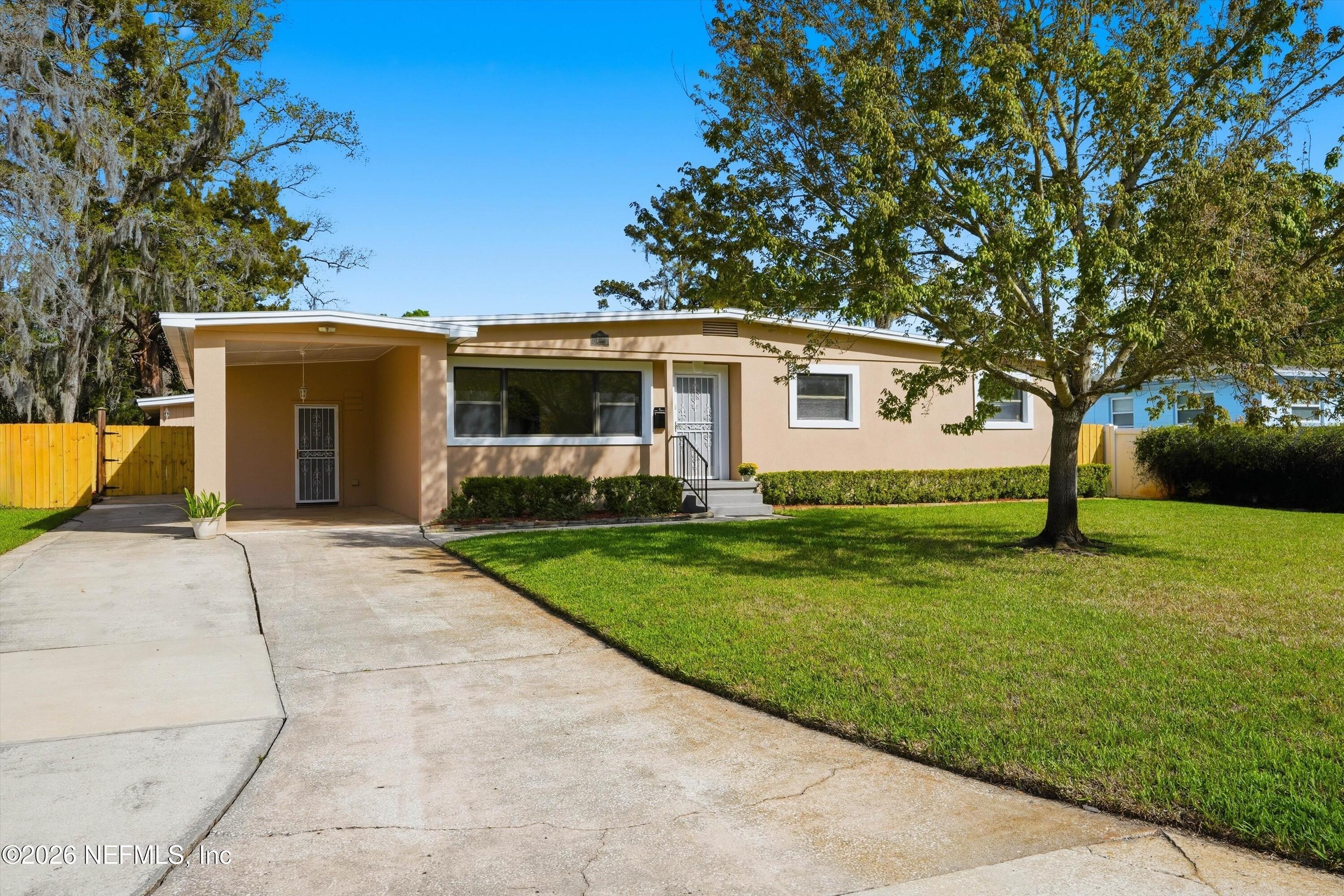 2149 LOU Drive W