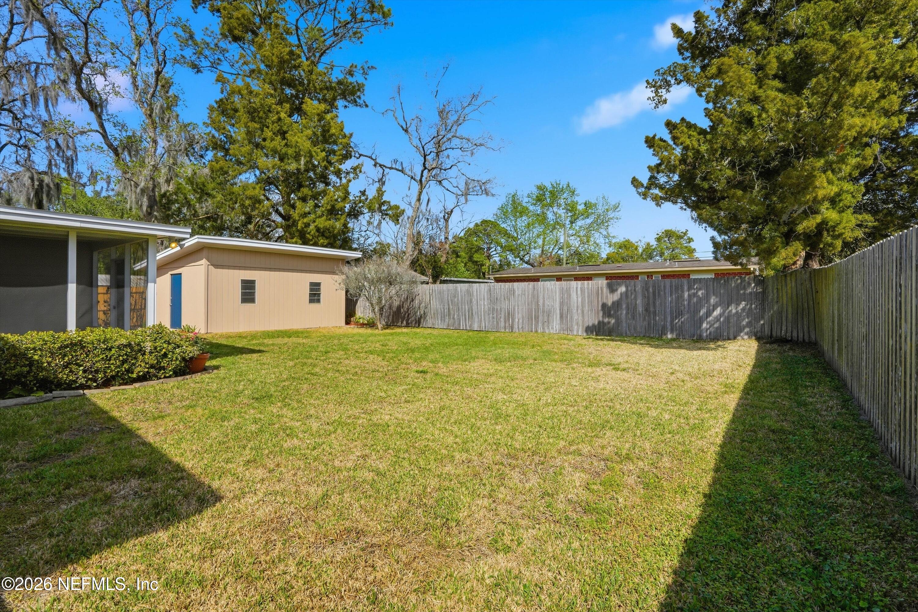 2149 LOU Drive W