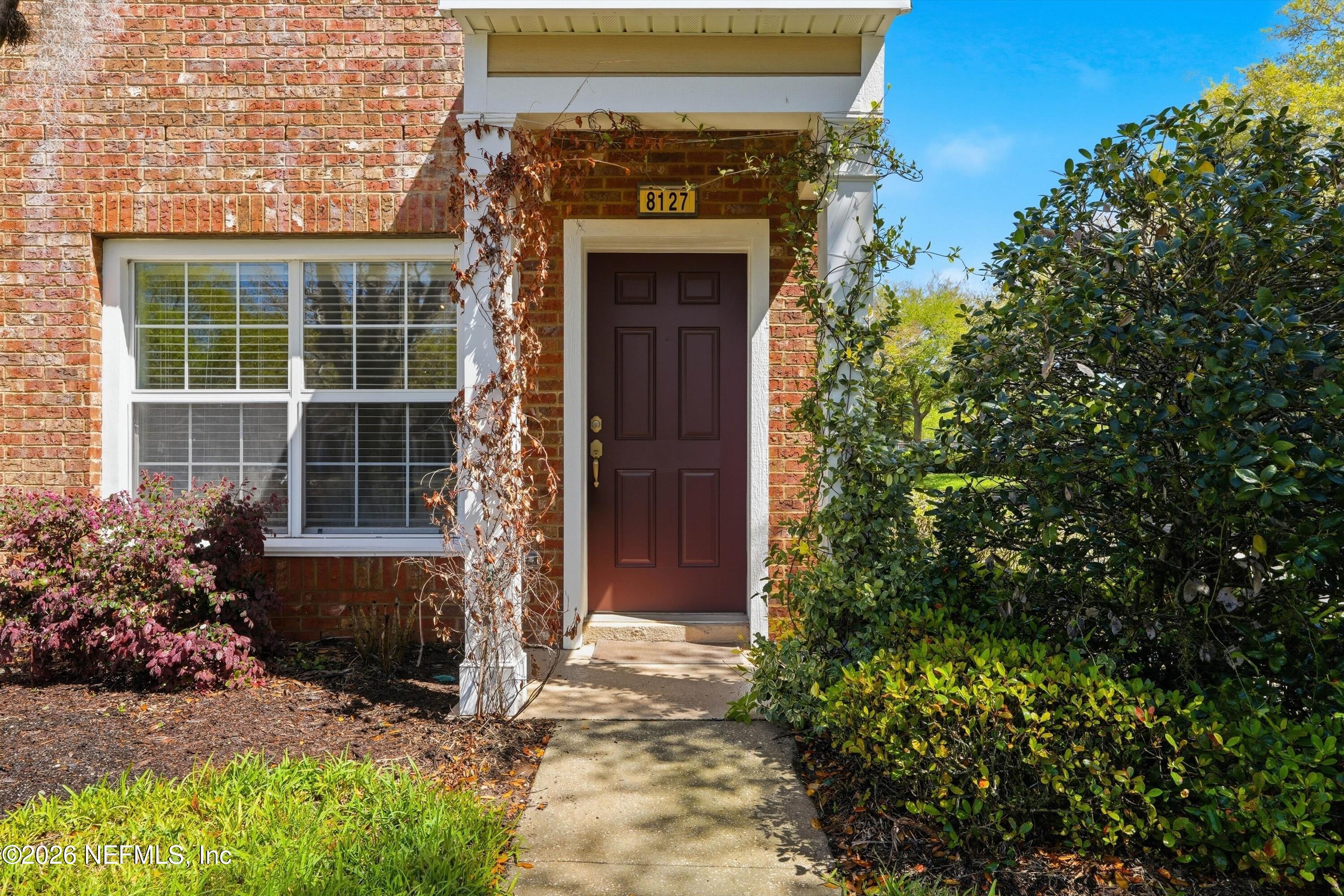 8127 SUMMER GATE Court