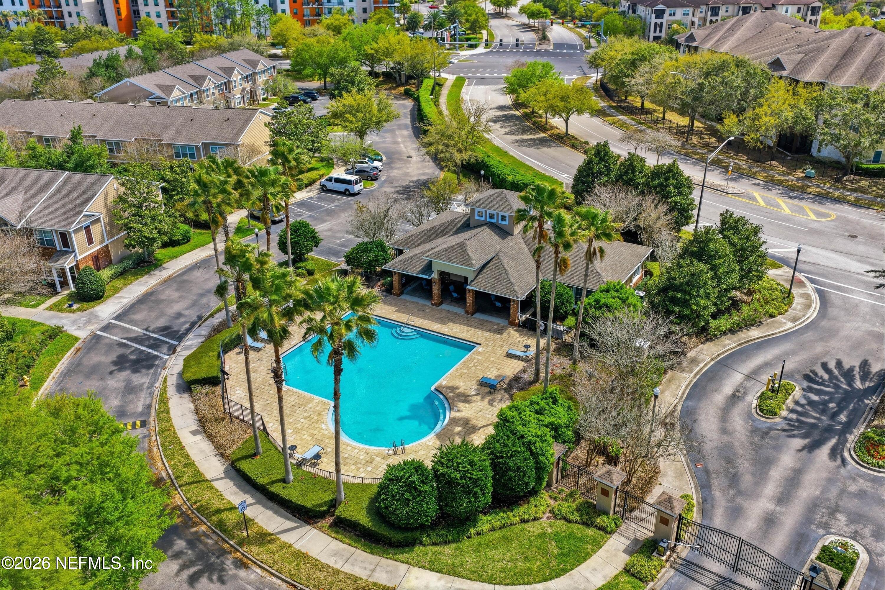 8127 SUMMER GATE Court