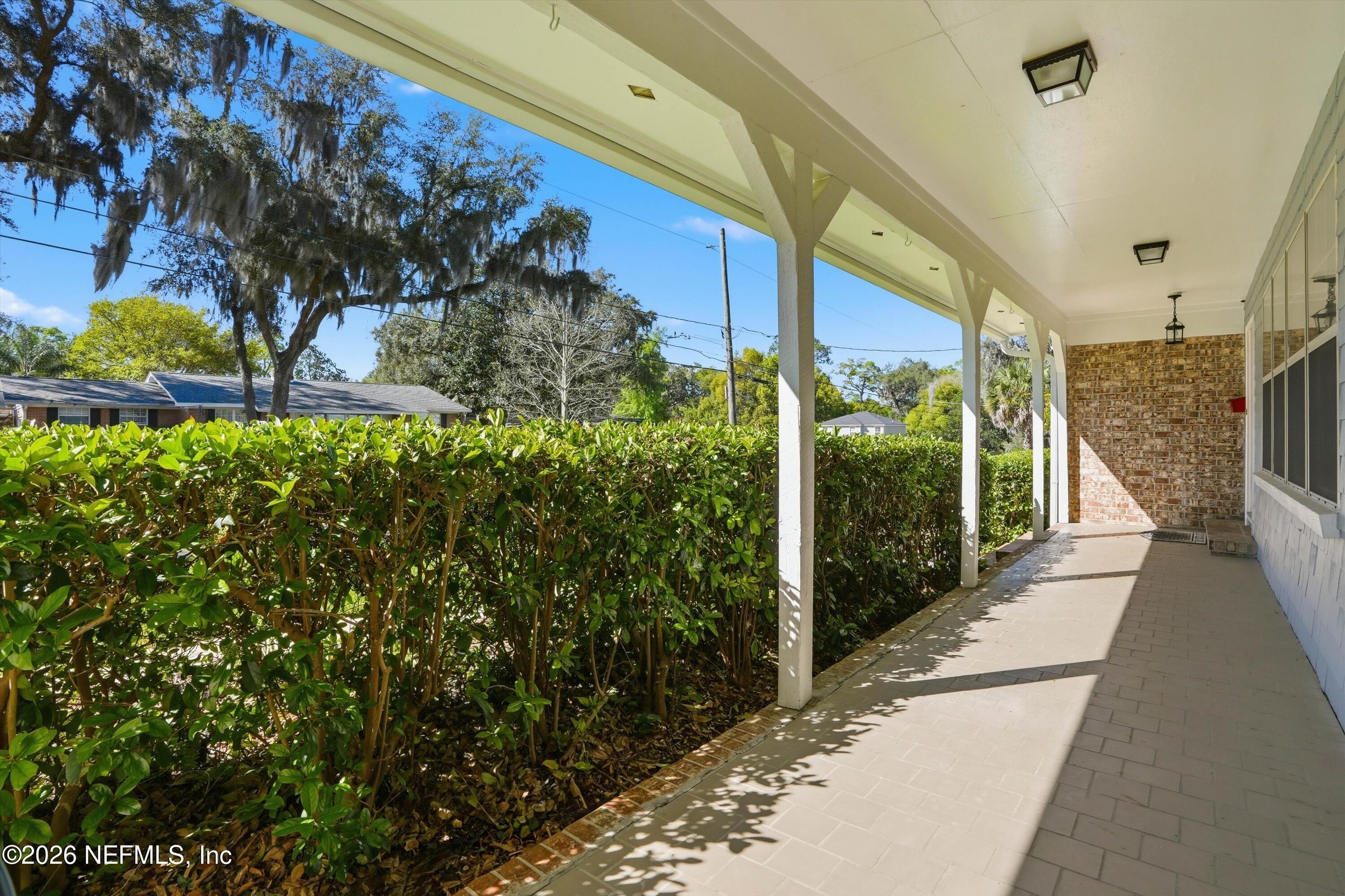 5375 JOHN REYNOLDS Drive