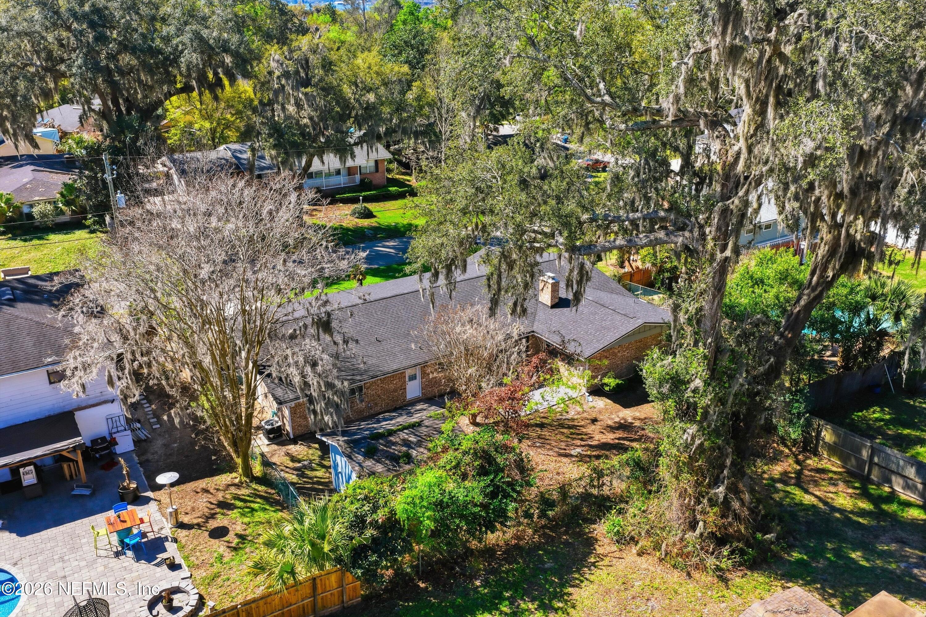 5375 JOHN REYNOLDS Drive