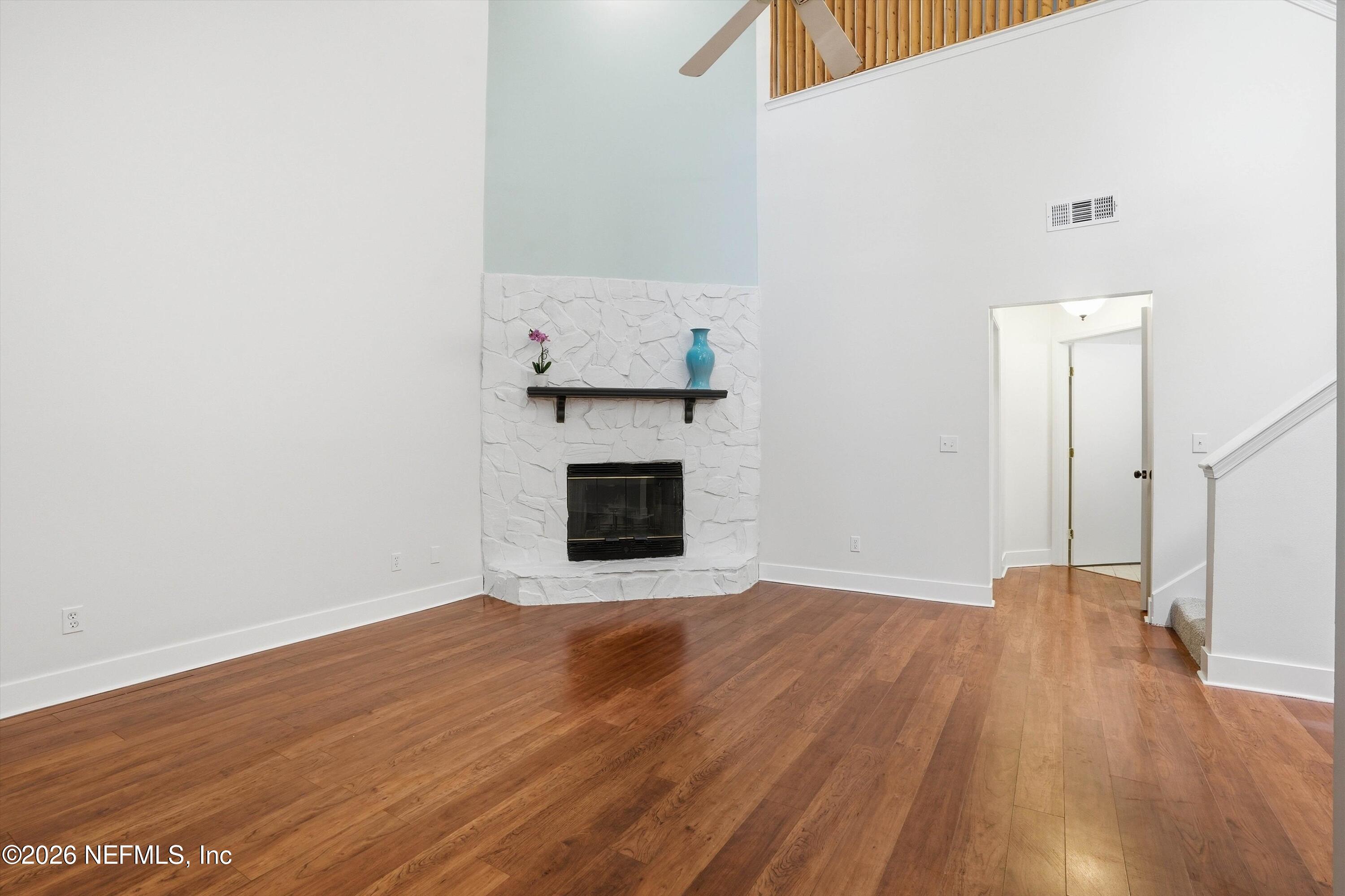 8168 DUNBARTON Court