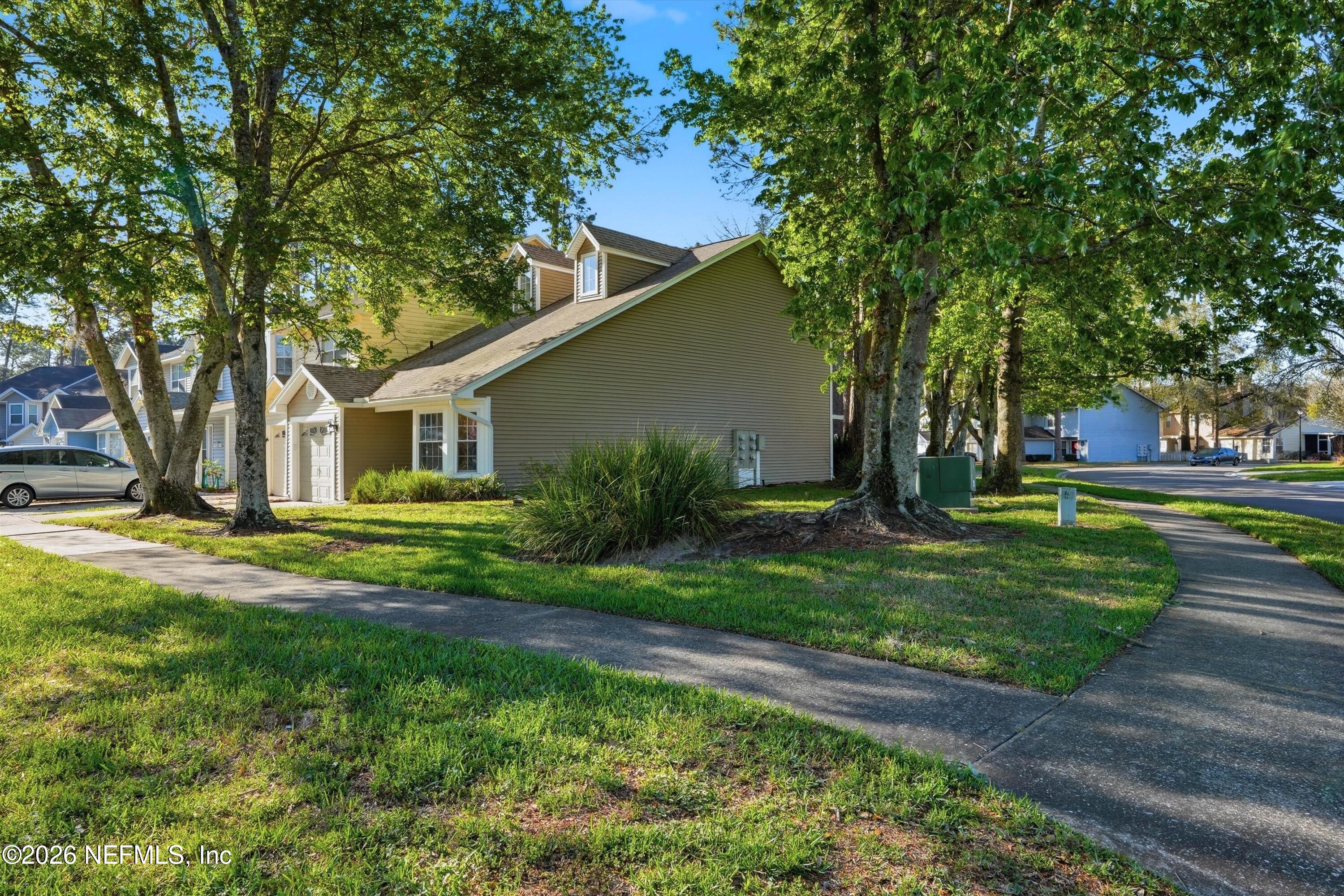 8168 DUNBARTON Court