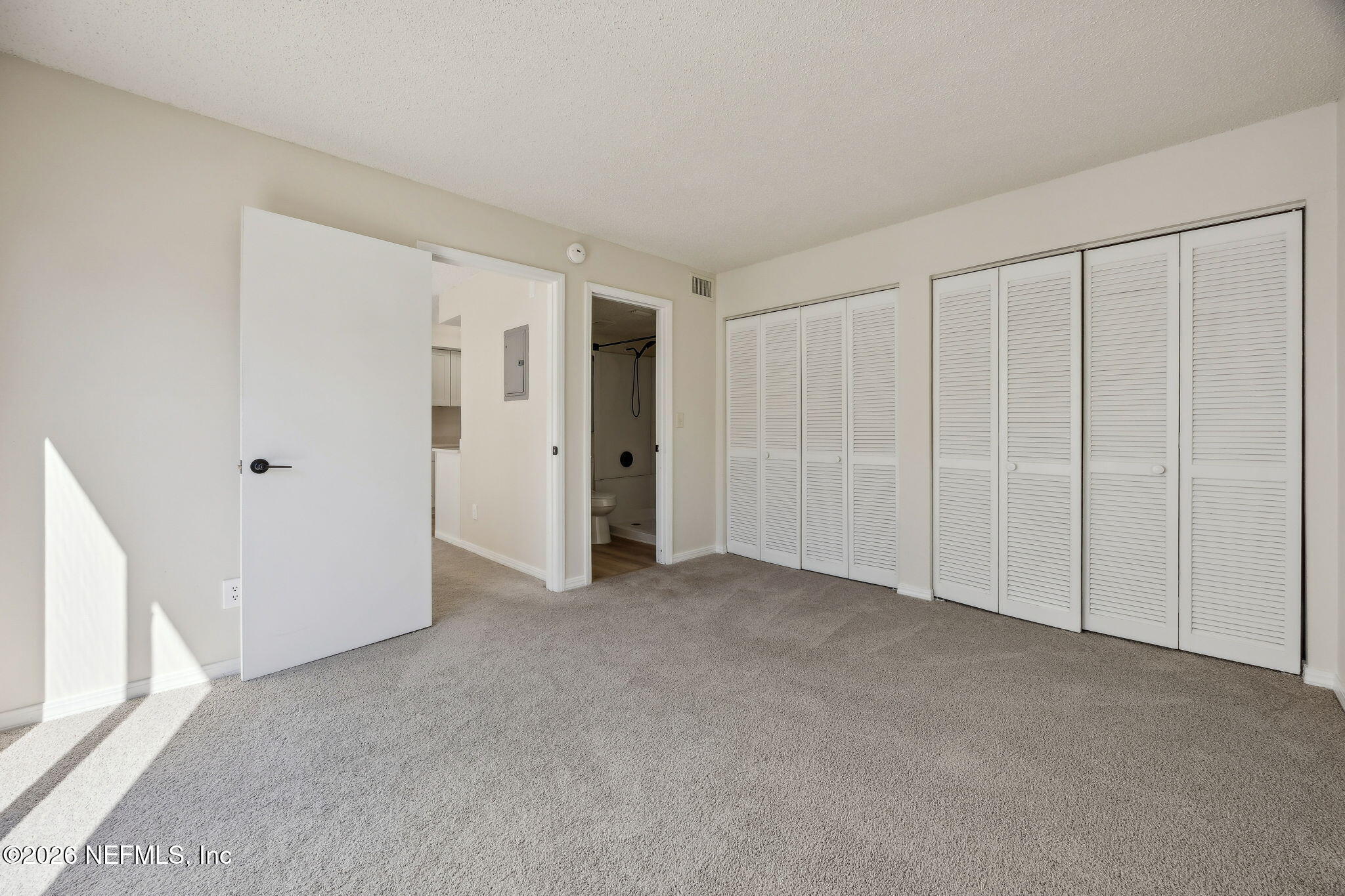 1604 CHALLENGER Court W 1604