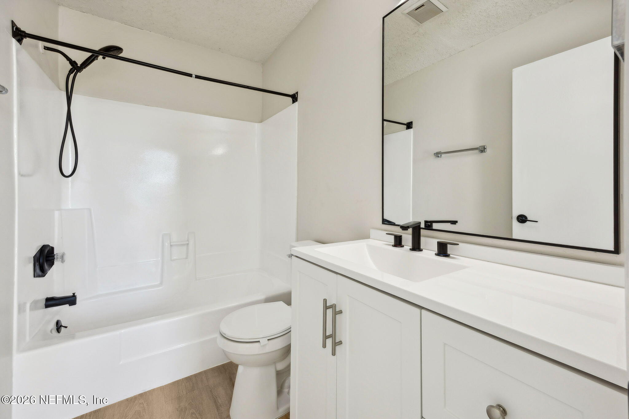 1604 CHALLENGER Court W 1604
