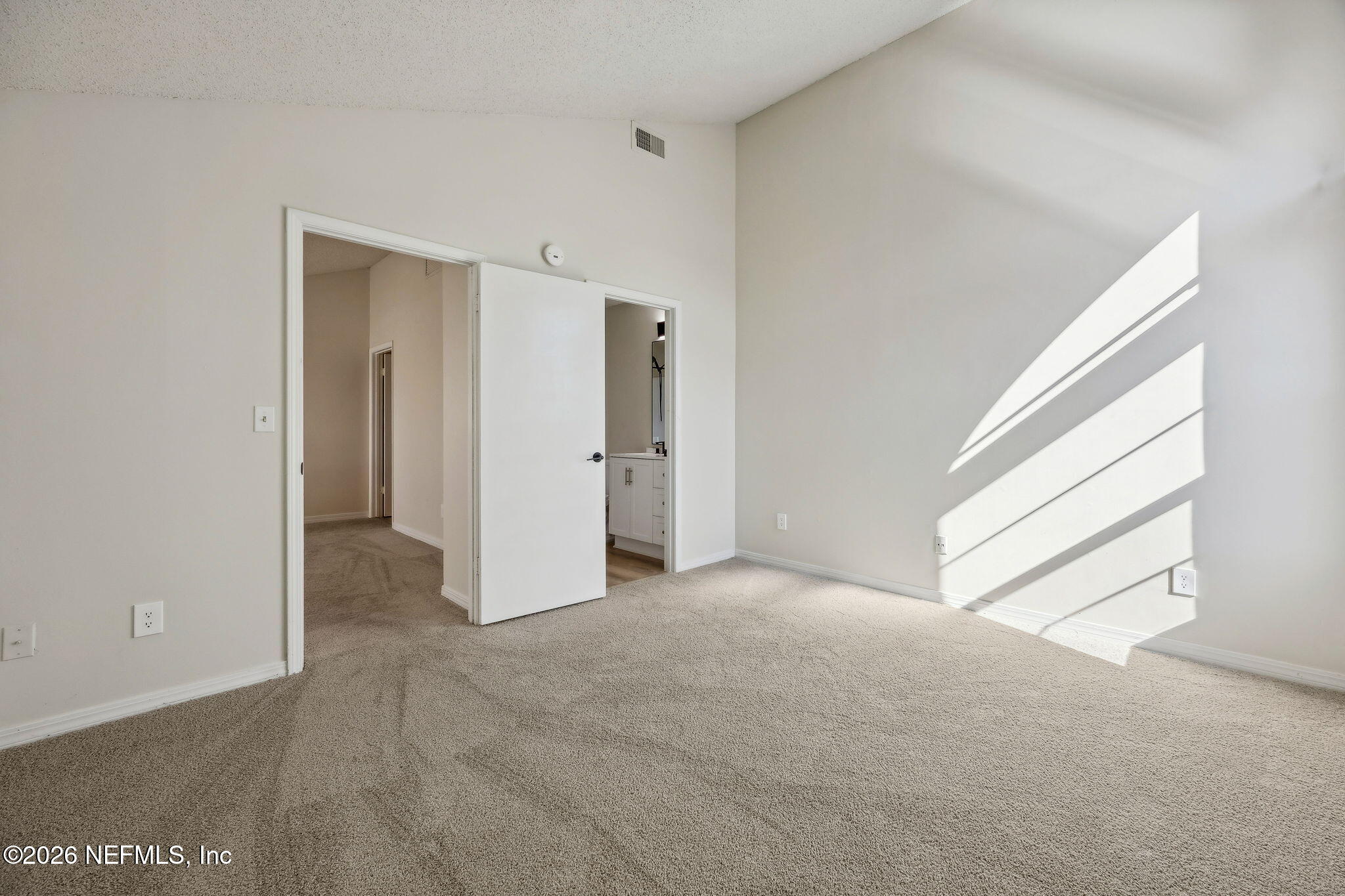 1604 CHALLENGER Court W 1604